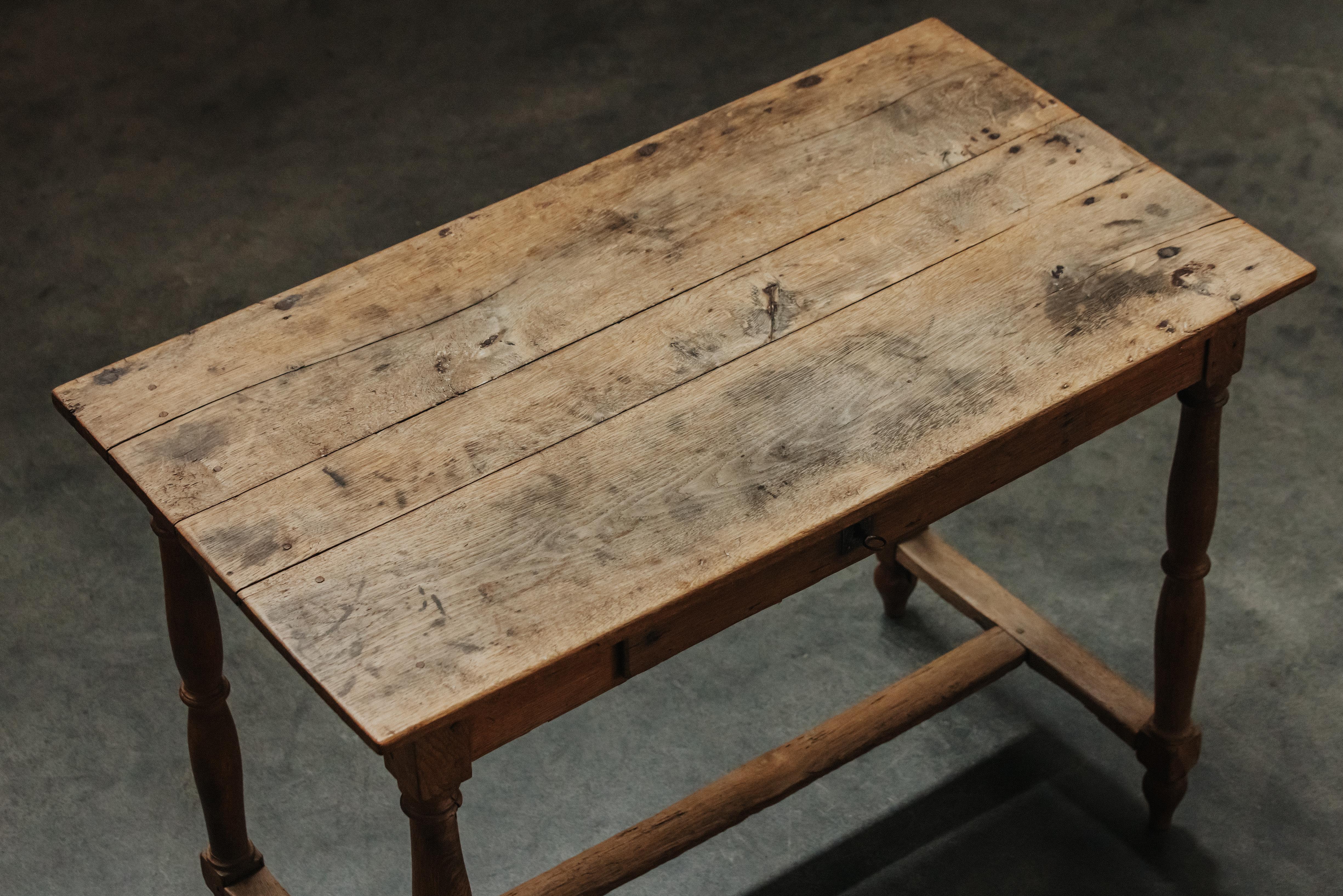Early Oak Desk From France, Circa 1880 In Good Condition In Nashville, TN