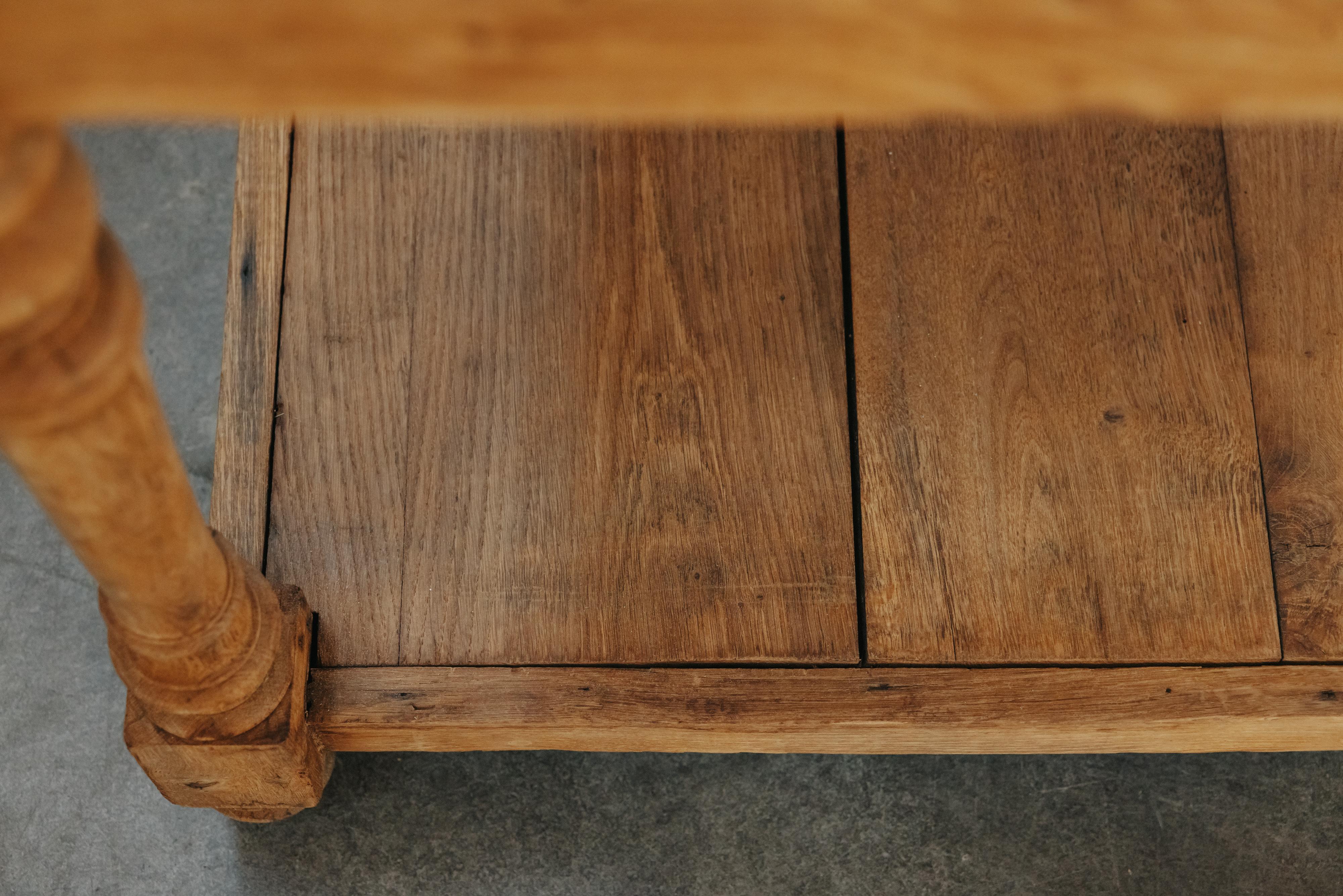 Early Oak Draper Table From France, Circa 1900 For Sale 3