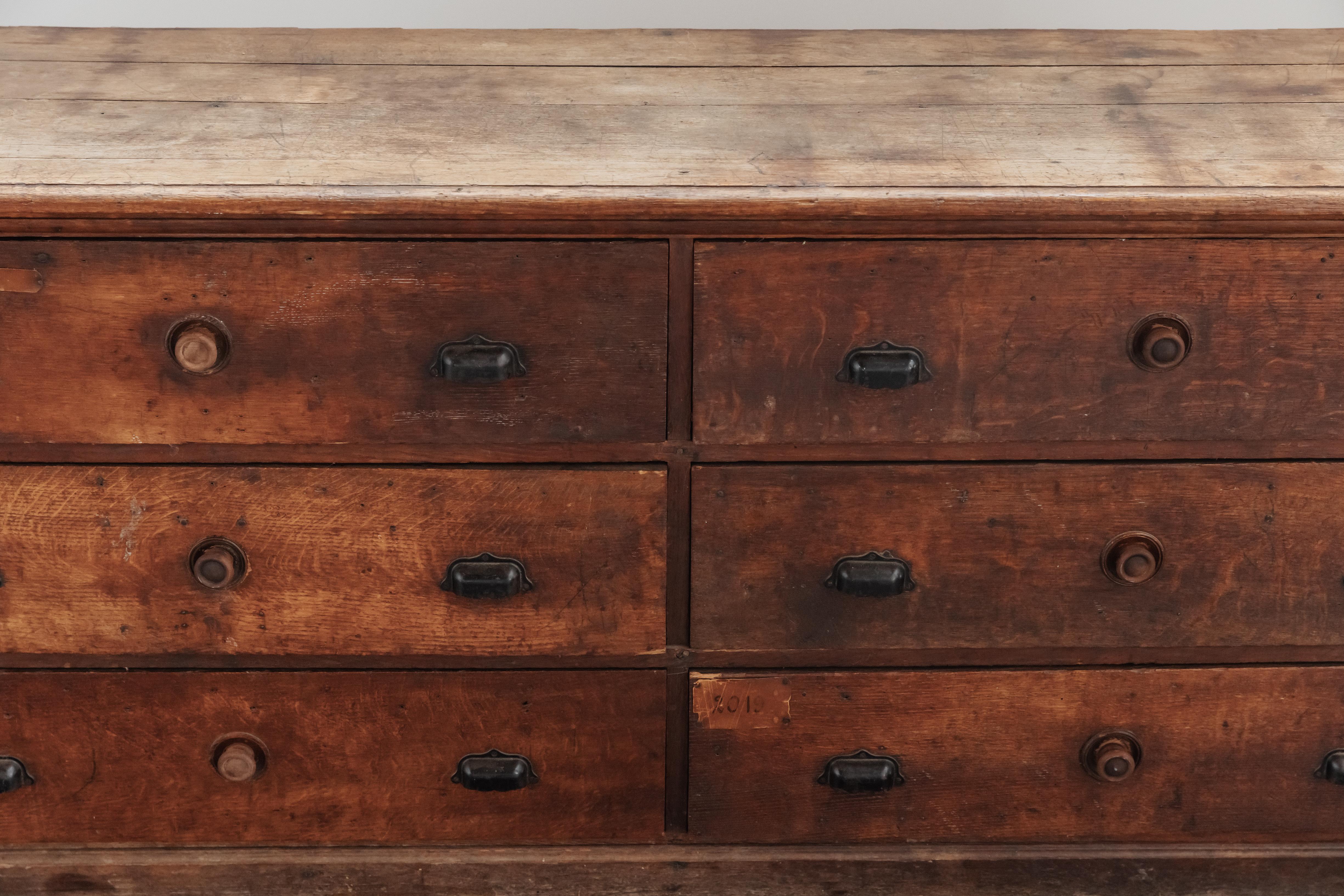 Early Oak Shop Commode From France, Circa 1900 In Good Condition For Sale In Nashville, TN