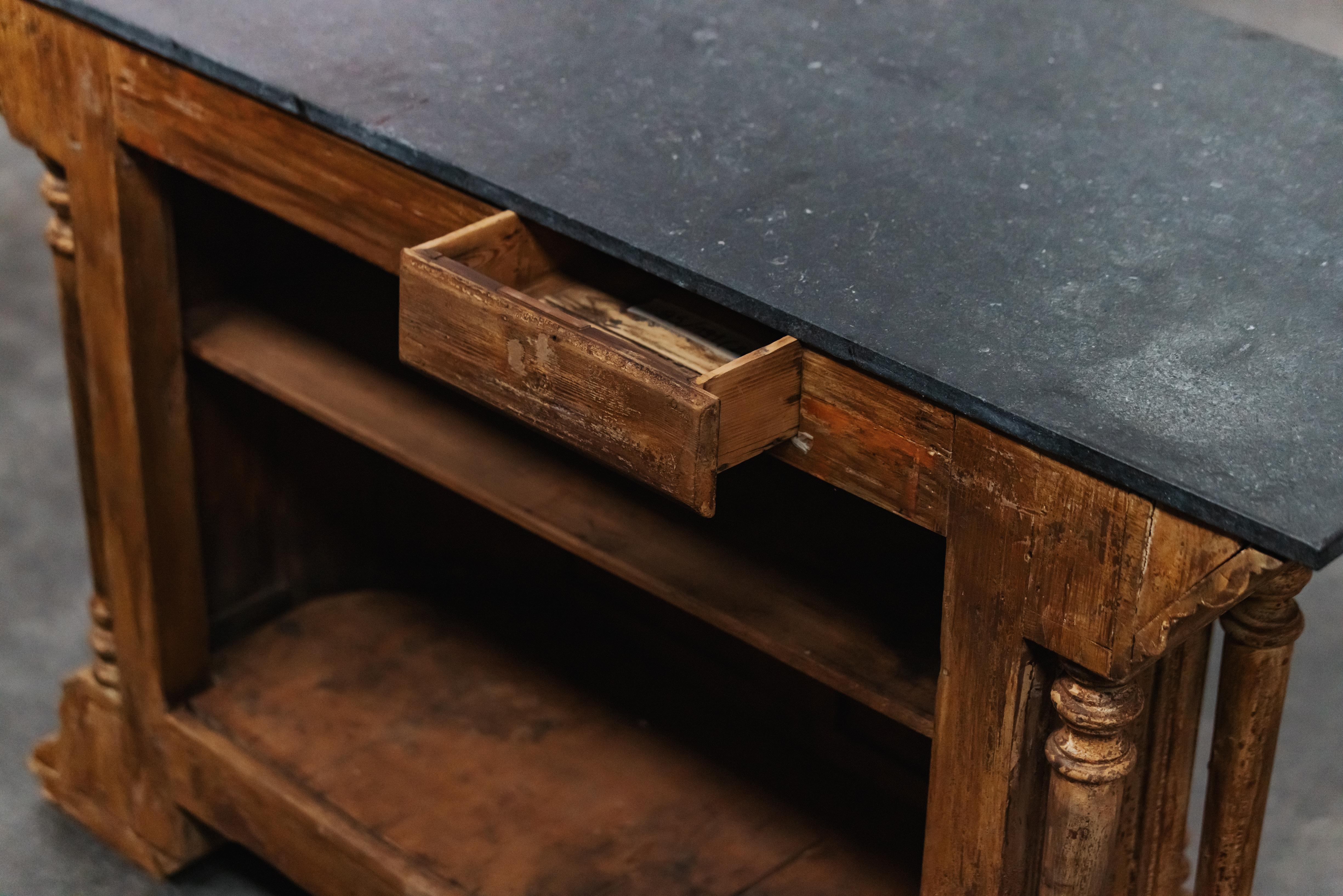 Early Oak Shop Counter From France, Circa 1880 In Good Condition For Sale In Nashville, TN