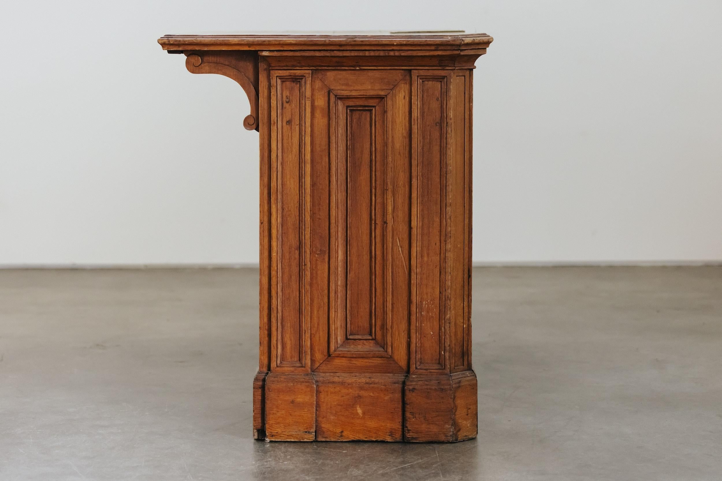 Early Oak Shop Counter From France, Circa 1940 For Sale 2