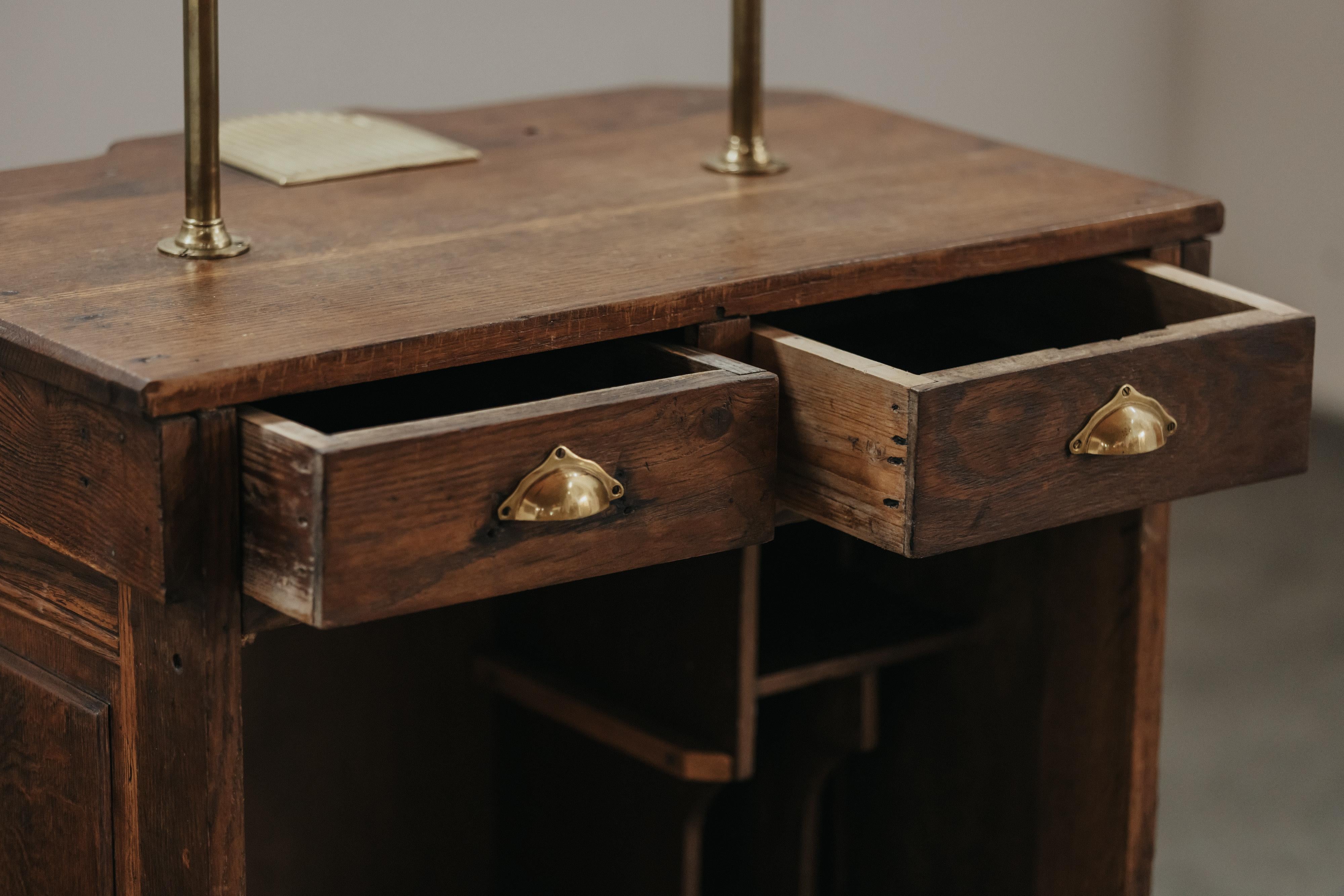 Early Oak Shop Display Cabinet From France, Circa 1920 For Sale 3