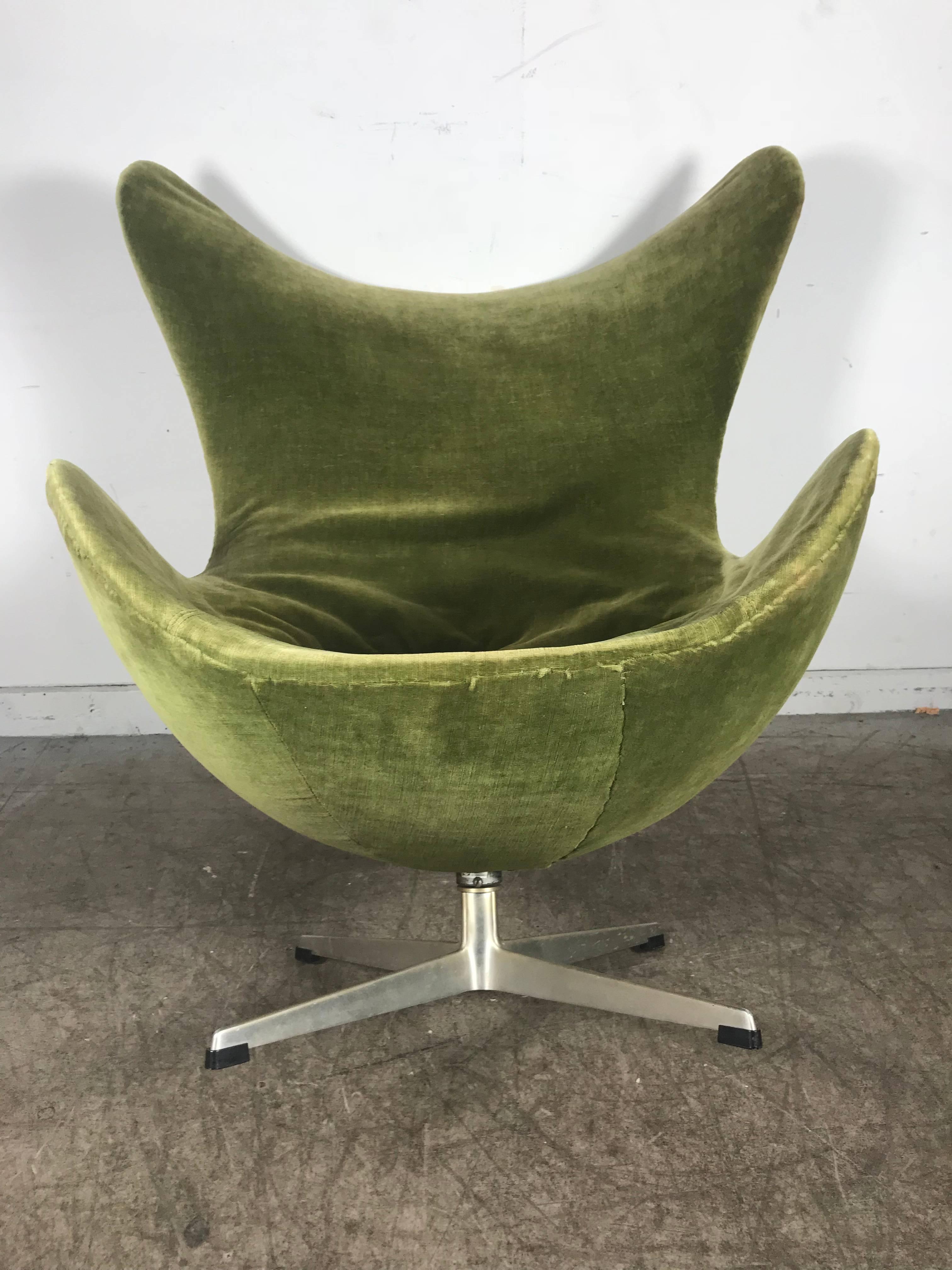20ième siècle Fauteuil Original Early Egg d'Arne Jacobsen pour Fritz Hansen:: vers 1964