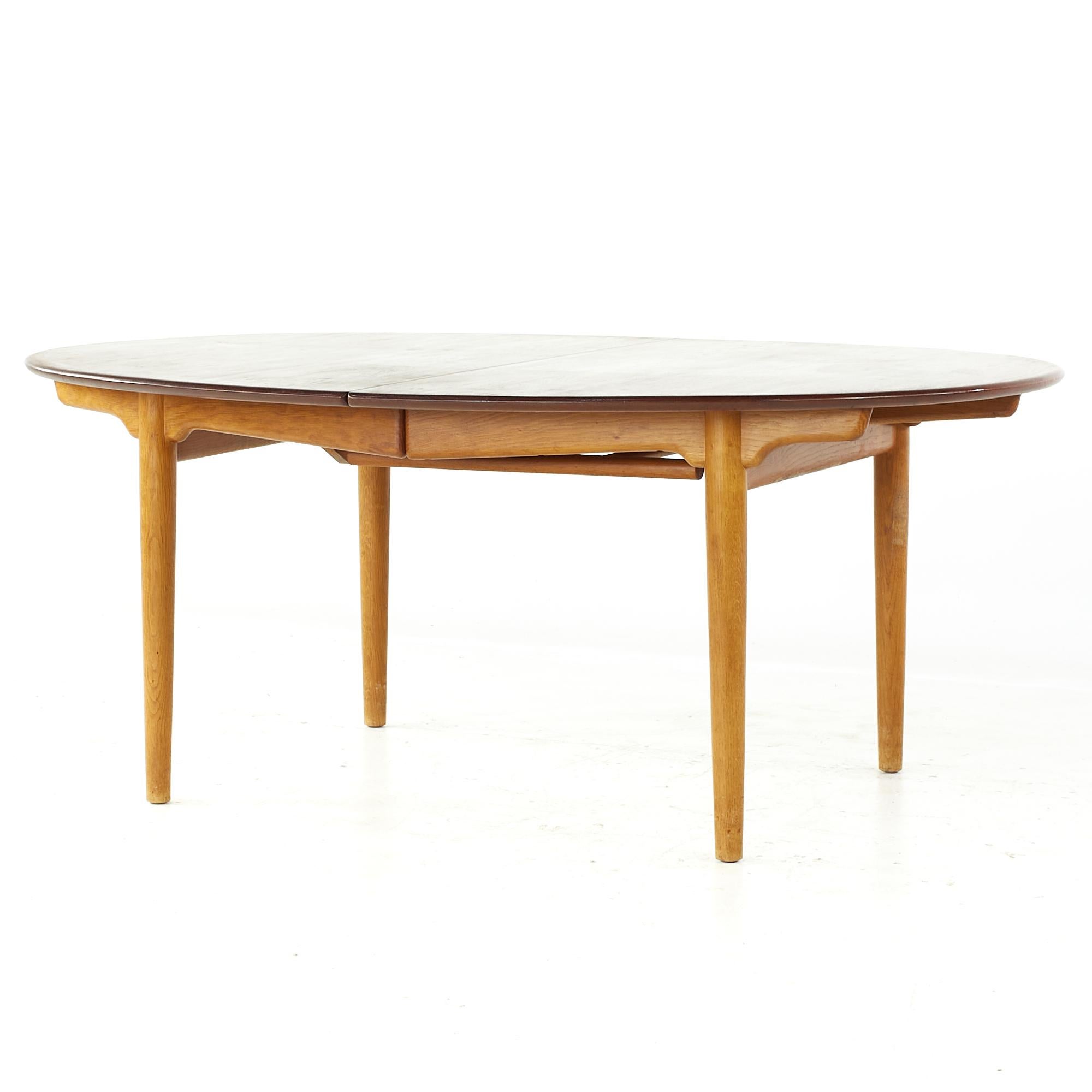 Mid-Century Modern Table de salle à manger originale Hans Wegner Johannes Hansen MCM modèle Jh0567 en teck en vente