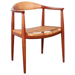 Early Original Round Chair by Hans Wegner