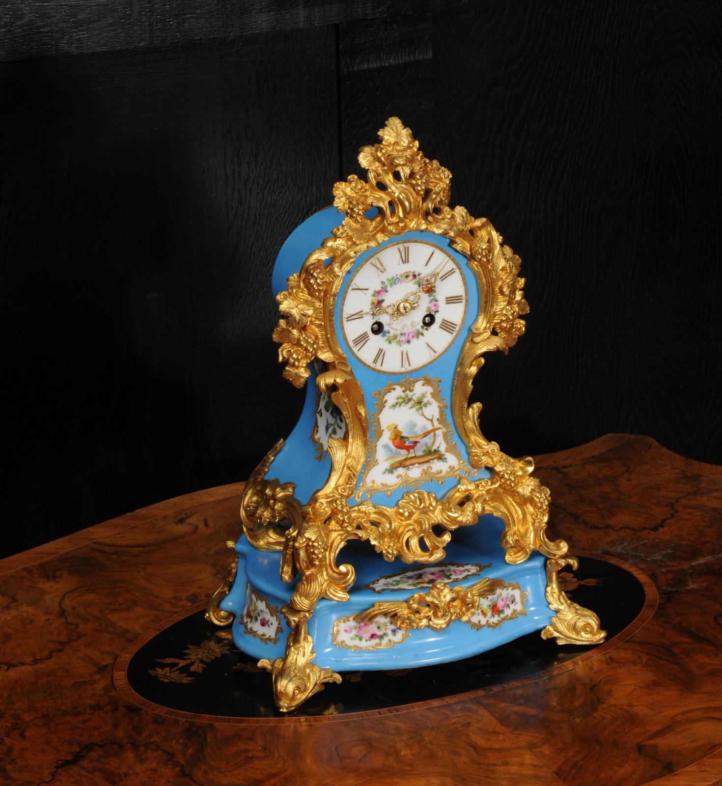 Horloge française ancienne en bronze doré et porcelaine de Raingo Freres 1