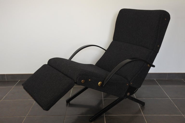 Early Osvaldo Borsani P40 Lounge Chair for Tecno, 1950s 10