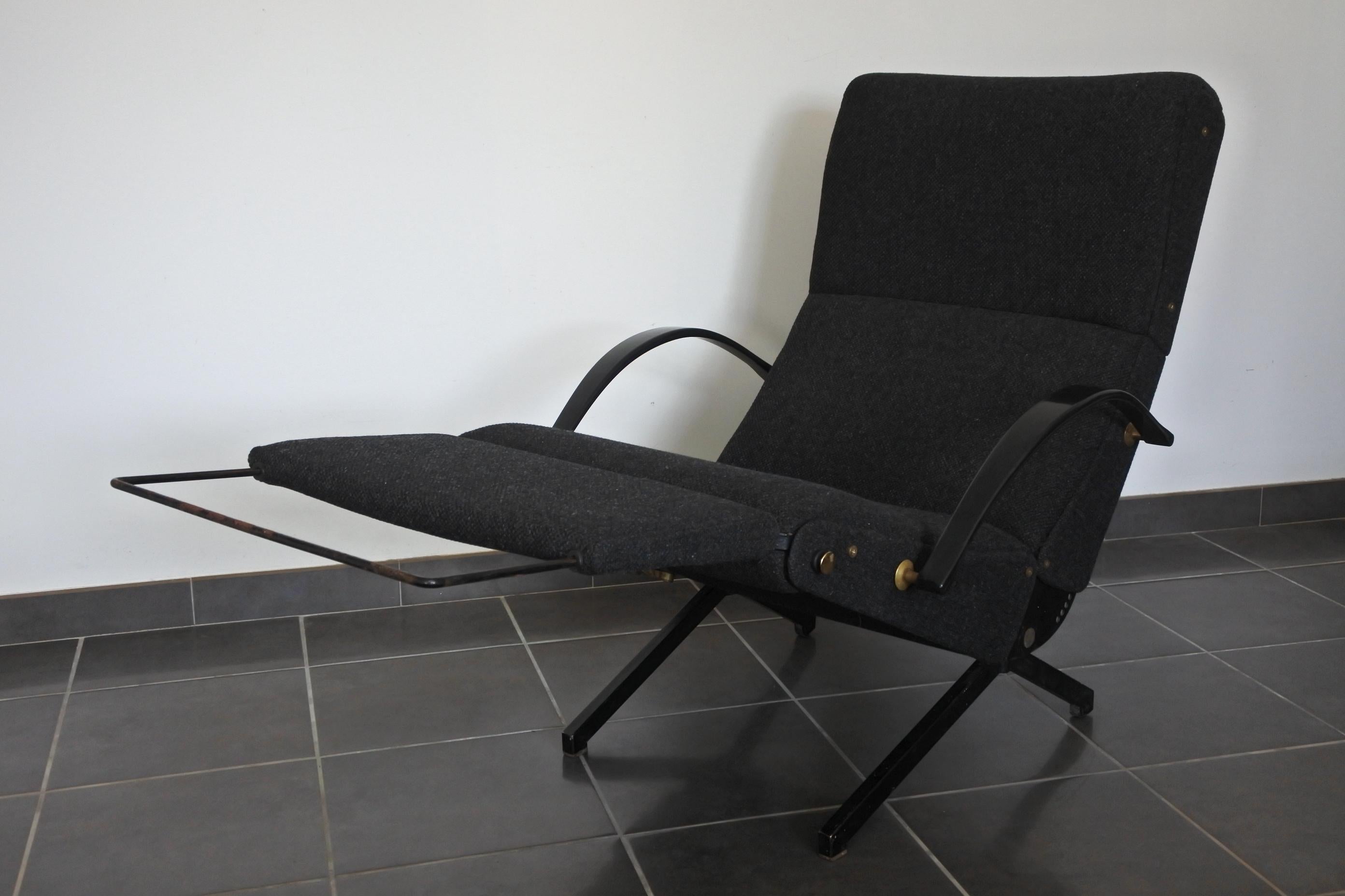 Early Osvaldo Borsani P40 Lounge Chair for Tecno, 1950s 12