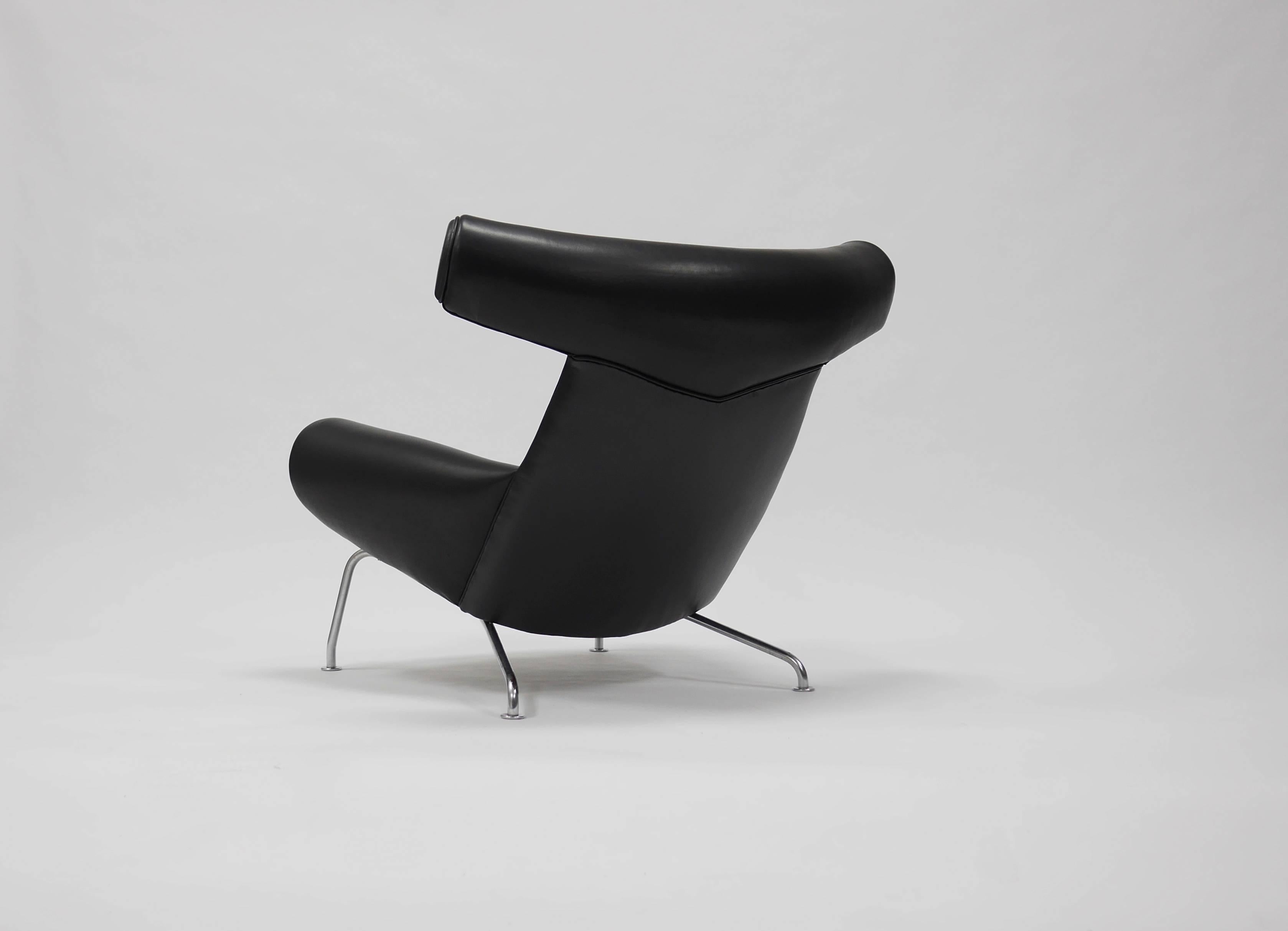 Early Ox Lounge Chair by Hans Wegner for A.P. Stolen For Sale 1