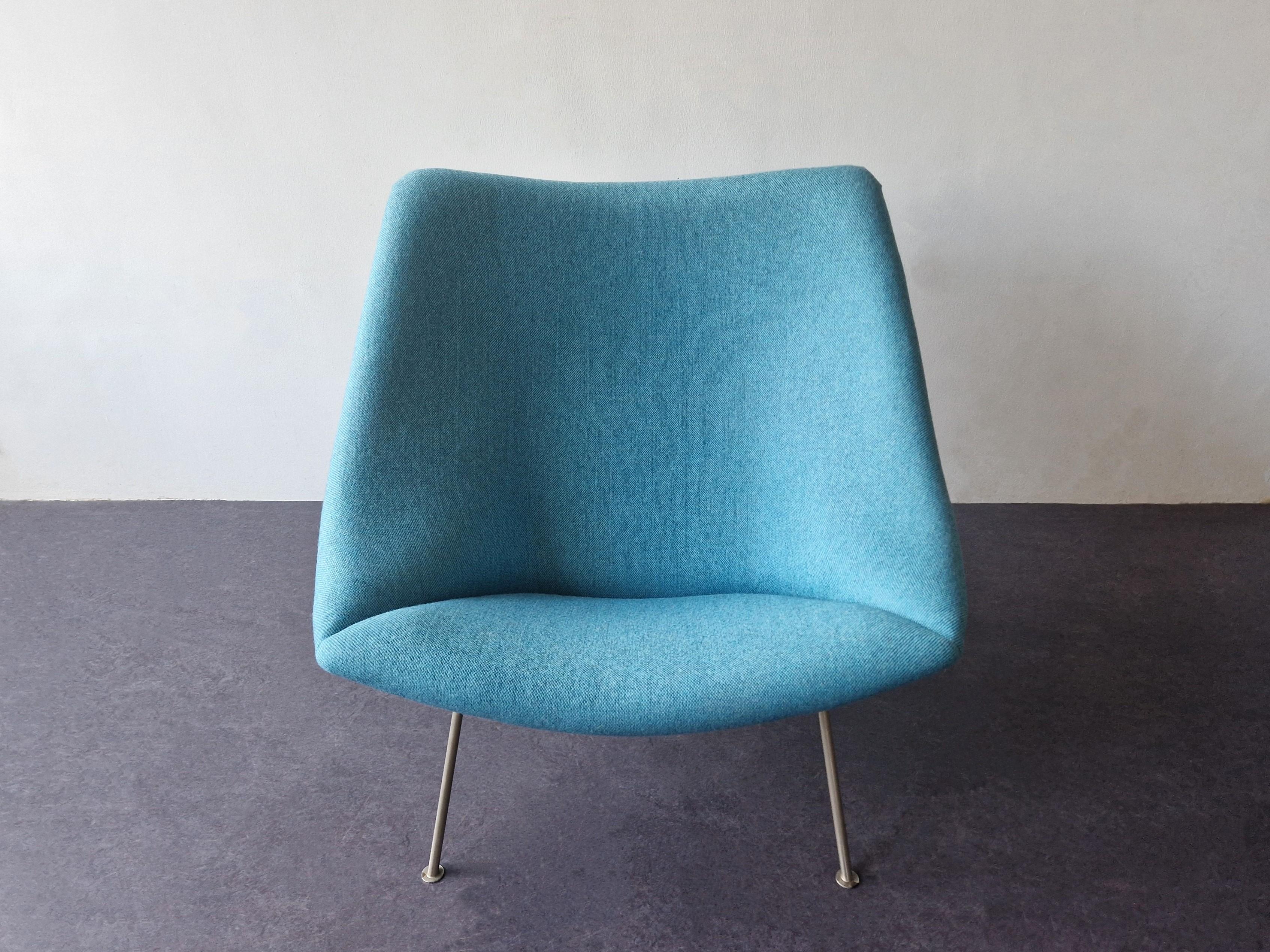 Mid-Century Modern Early Oyster lounge chair by Pierre Paulin for Artifort, The Netherlands 1958 For Sale