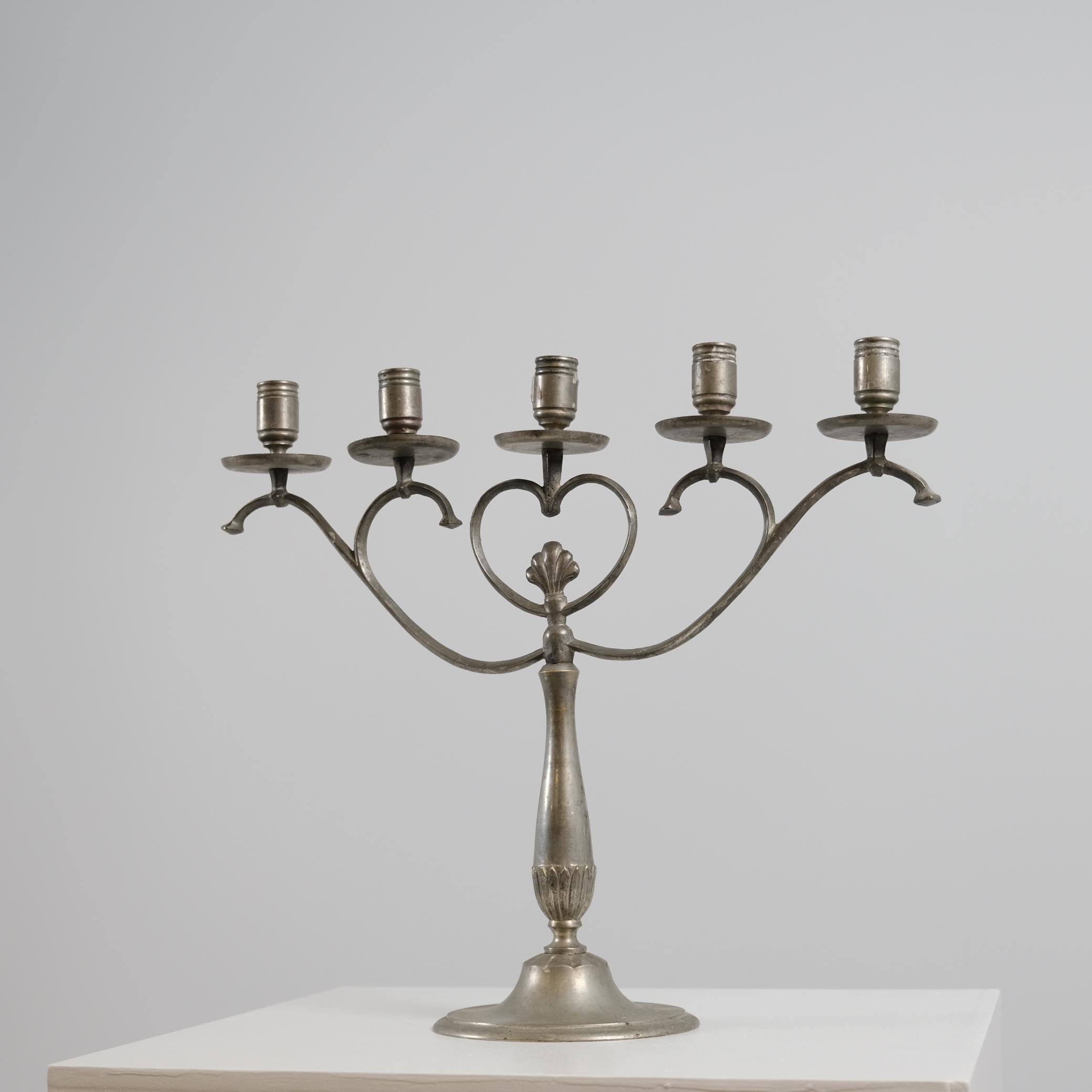 Candelabro Paavo Tynell Modello KJ 2, Ottone Nikled, Taito 1930 in vendita 2