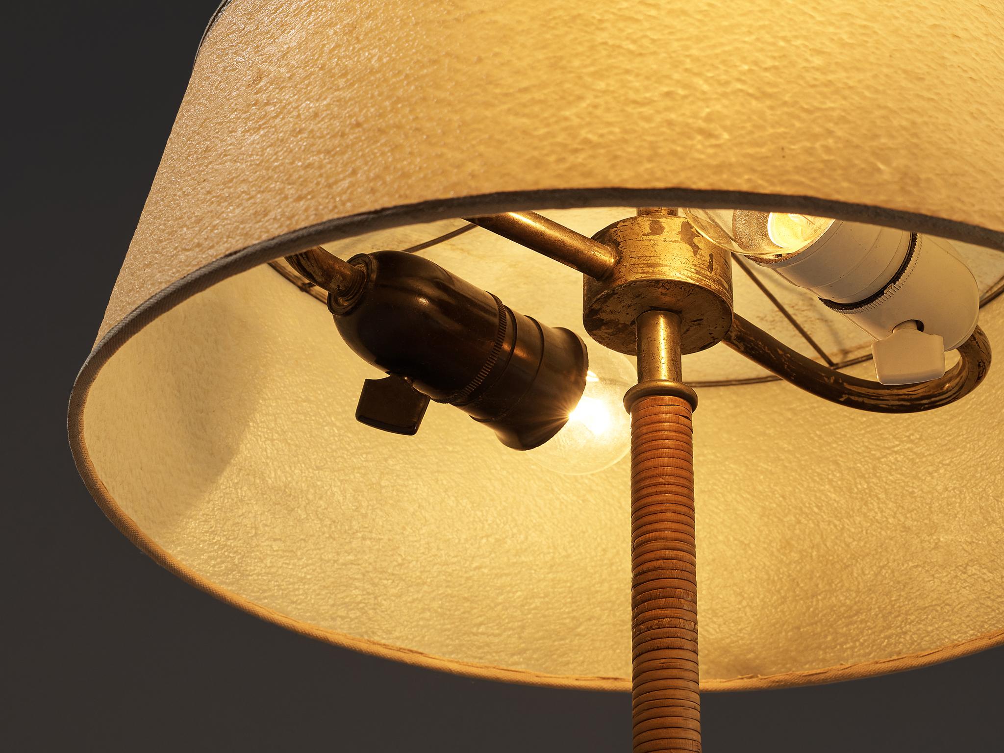 Early Paavo Tynell for Taito Table Lamp In Good Condition In Waalwijk, NL