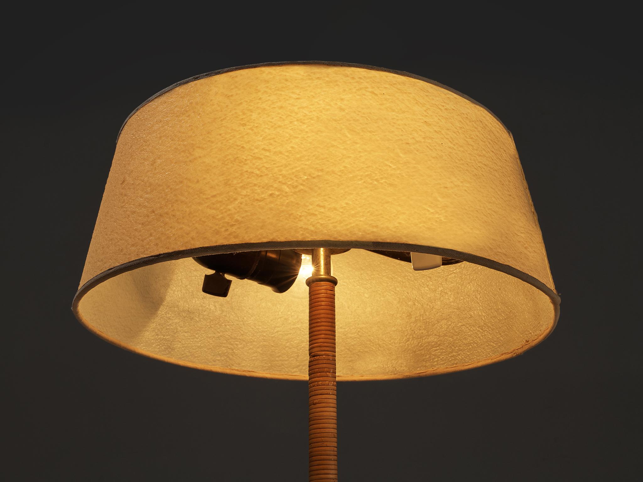 Early Paavo Tynell for Taito Table Lamp In Good Condition In Waalwijk, NL