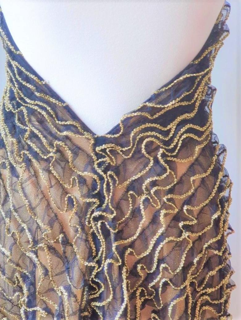 PACO RABANNE Robe de soirée vintage or et argentée avec manches longues en métal, début de sa carrière en vente 11