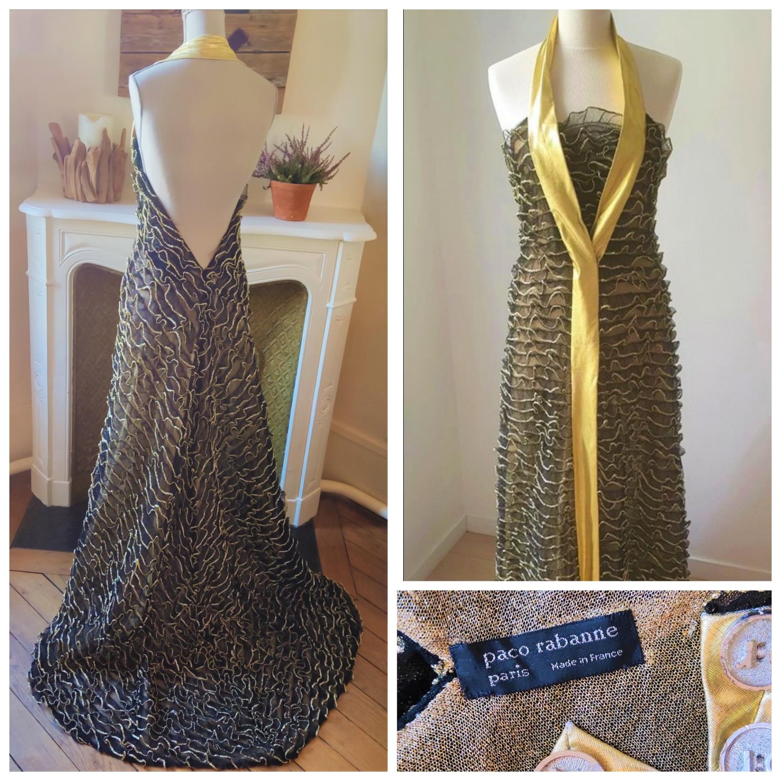 Important Early PACO RABANNE vintage gown dress.
4 pieces of PACO RABANNE metal tag at the buttoms of the dress.
Wonderful silhouette. 

VERY GOOD condition!
Closure: small clips. 
The tube top is attached to the dress with