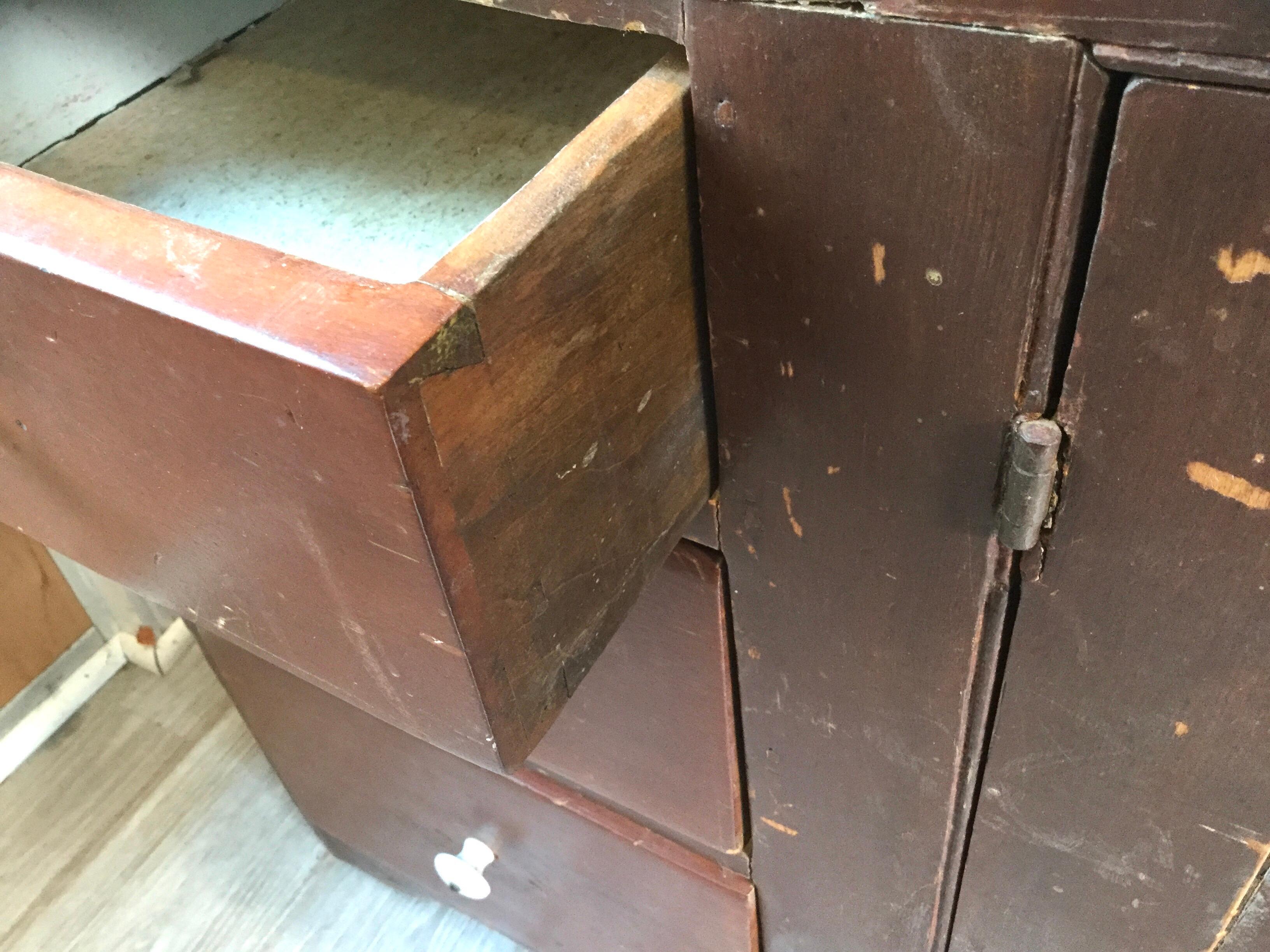 Early Painted Primitive Pine Dry Sink, 1830s For Sale 2