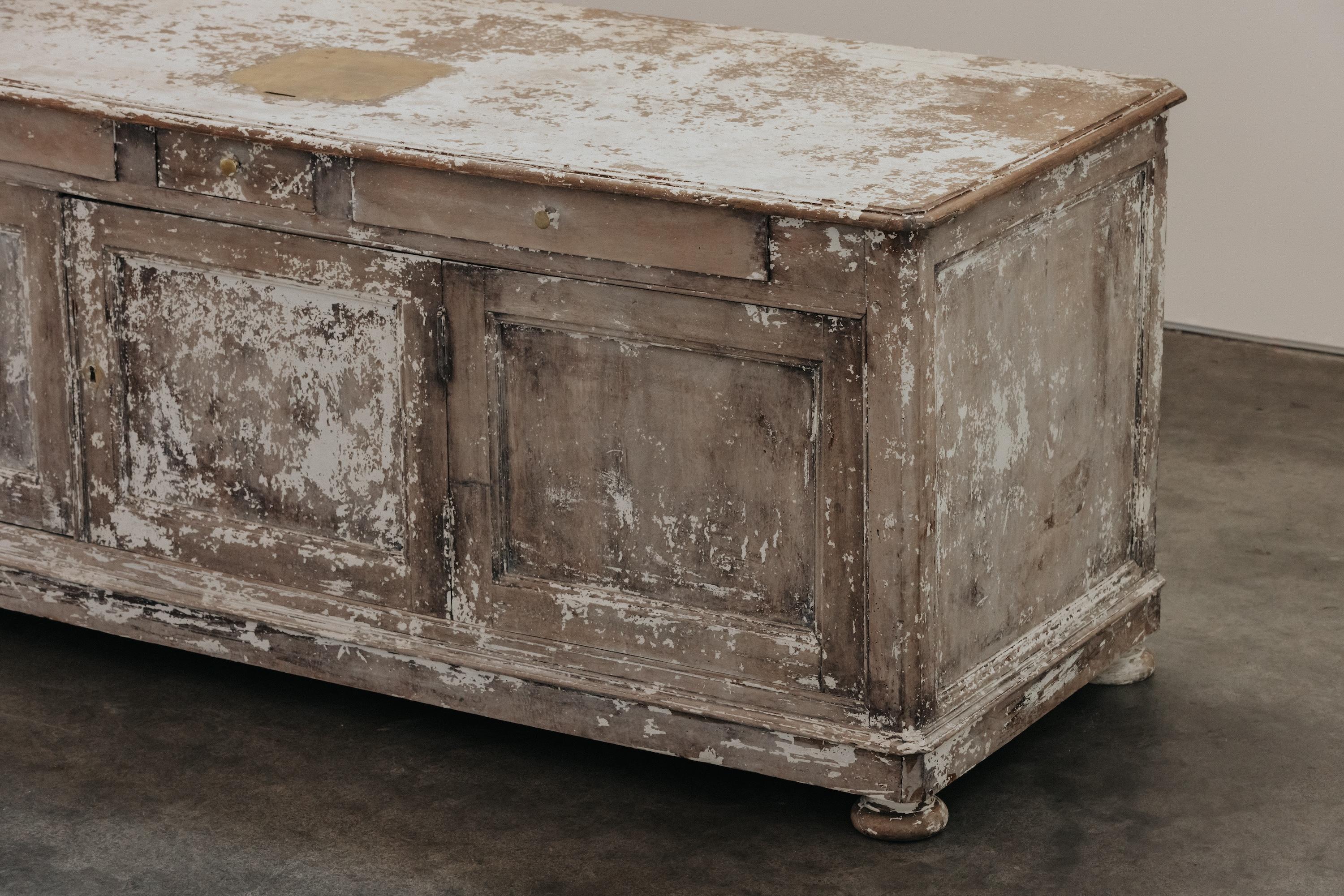 Early Painted Shop Counter From France, Circa 1920 In Good Condition For Sale In Nashville, TN