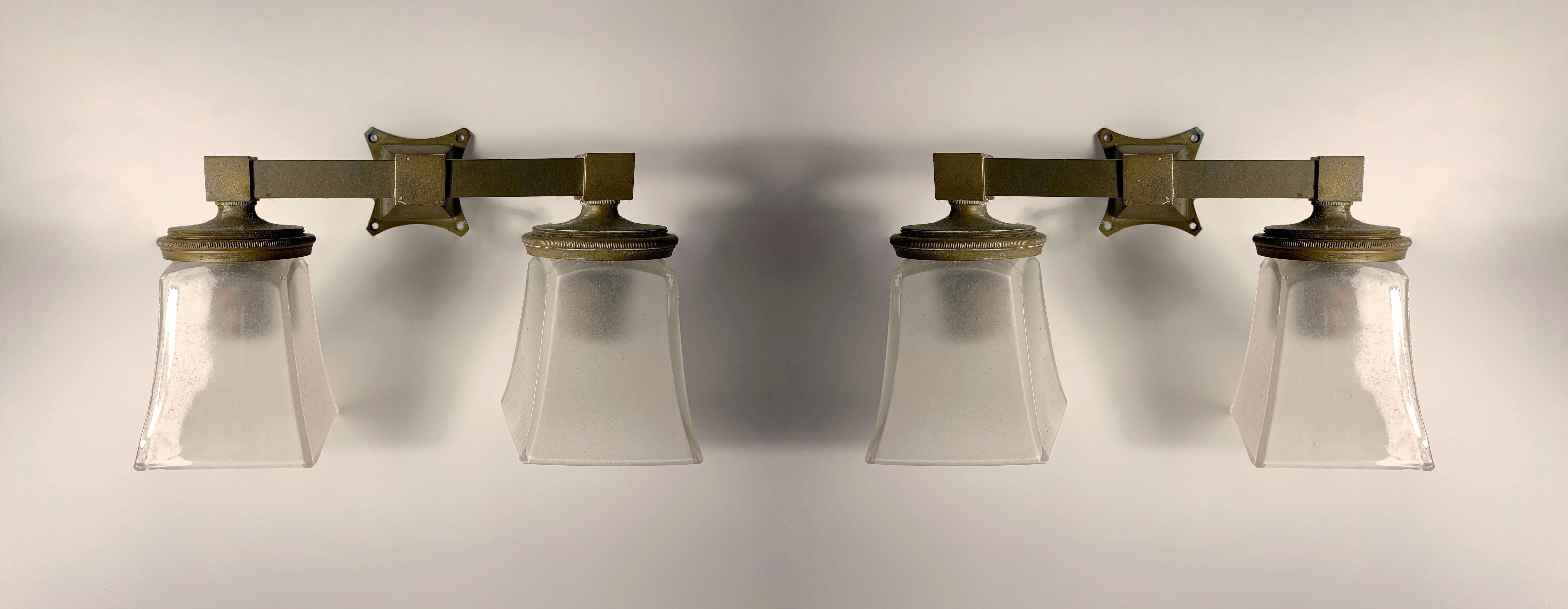 Art Déco PAIO di lampade antiche per vagoni Pullman di recupero architettonico in vendita
