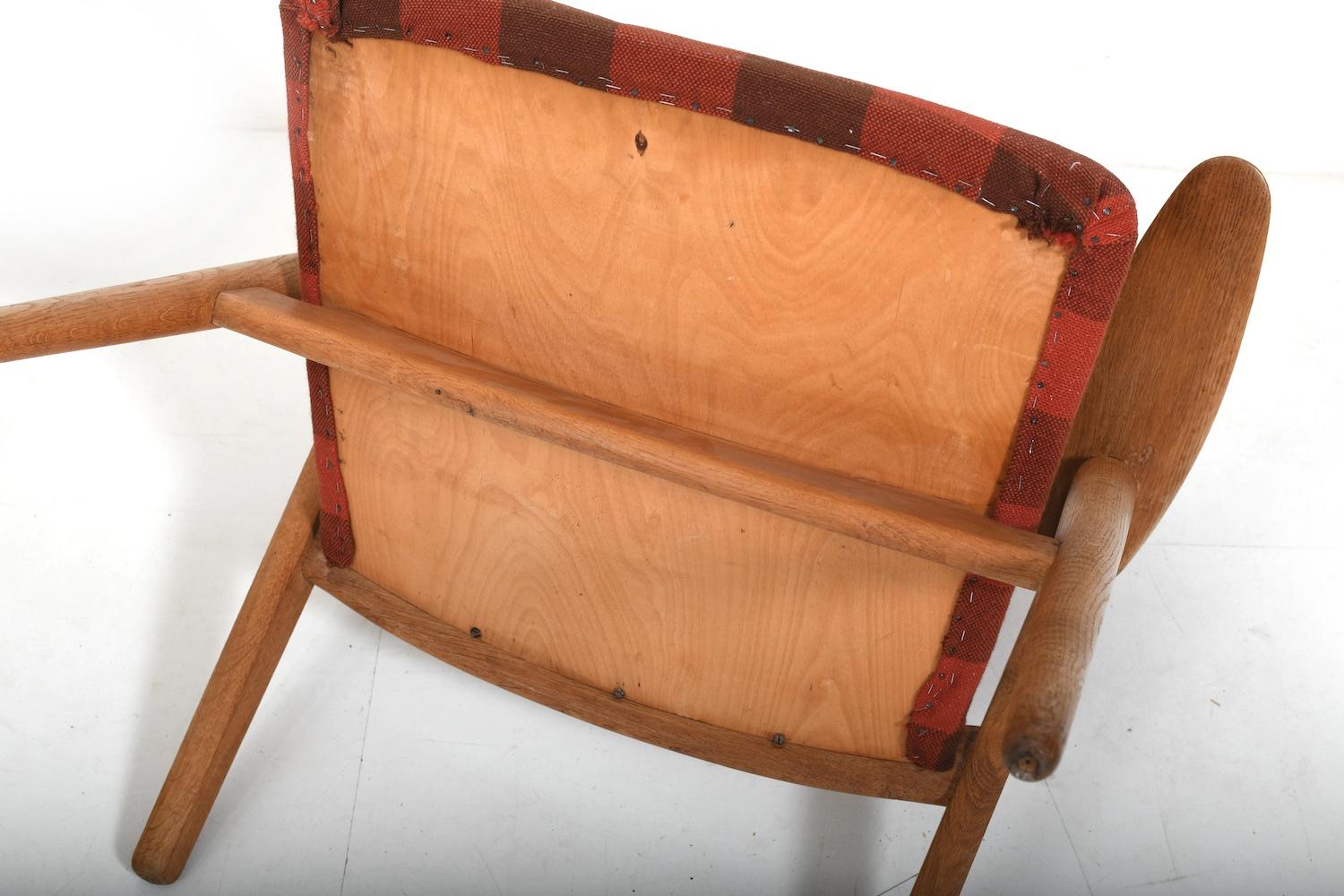 Paire de fauteuils CH-28 en chêne de Hans J. Wegner en vente 8