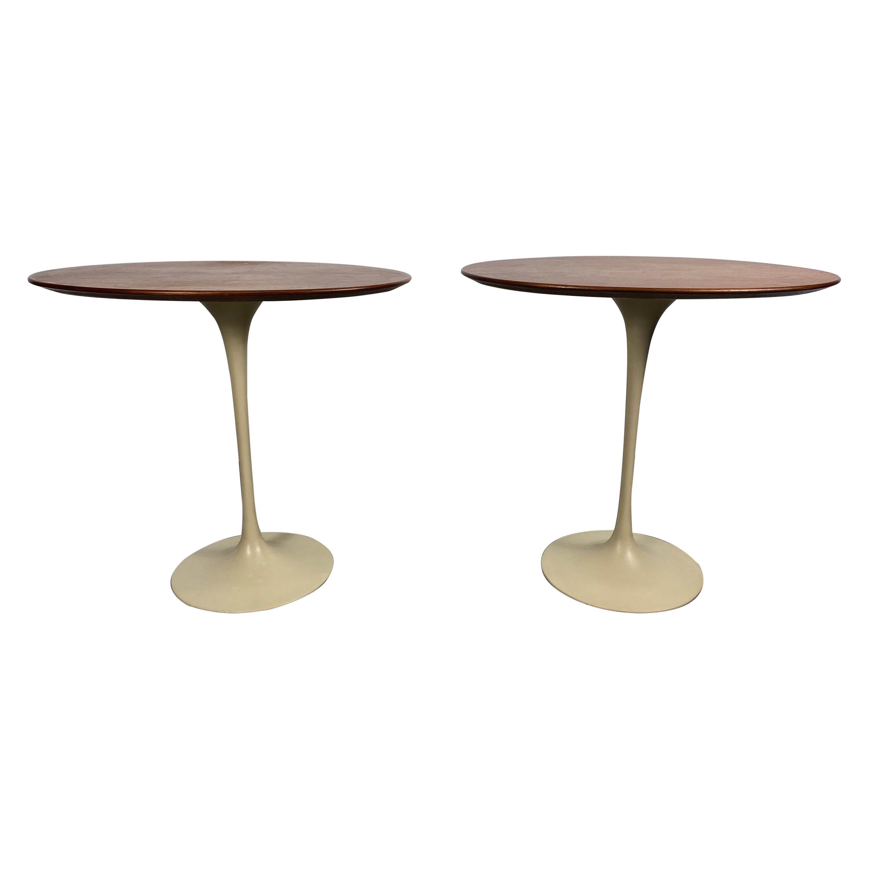 Early Pair of Knoll Tulip Oval Side Tables by Eero Saarinen, circa 1970s