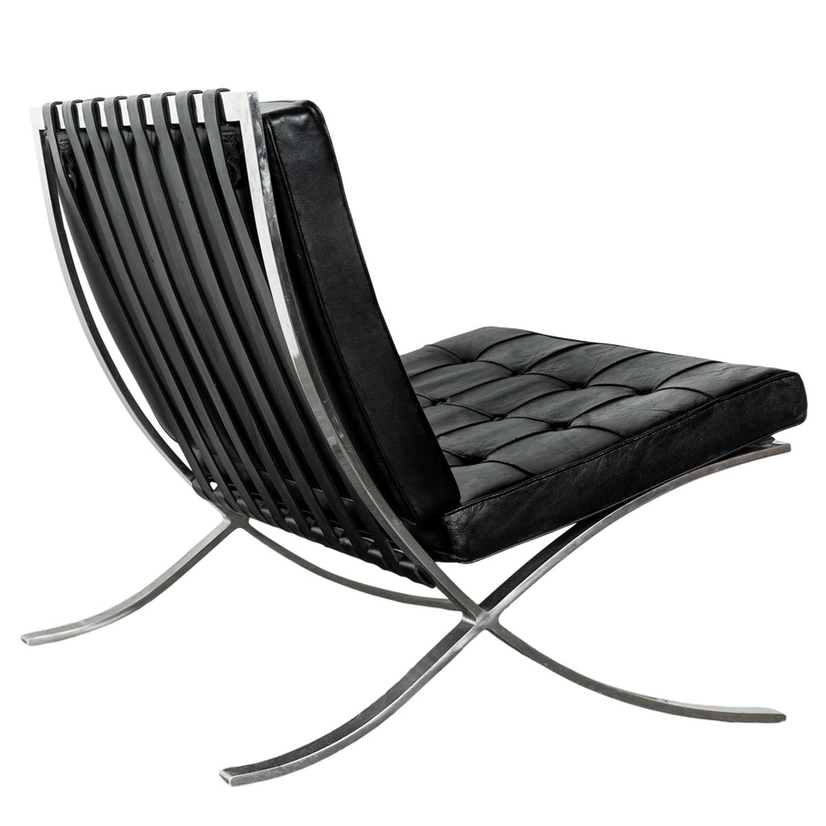 Early Pair MCM Knoll Barcelona Chairs Black Leather Mies van der Rohe 1961 For Sale 3