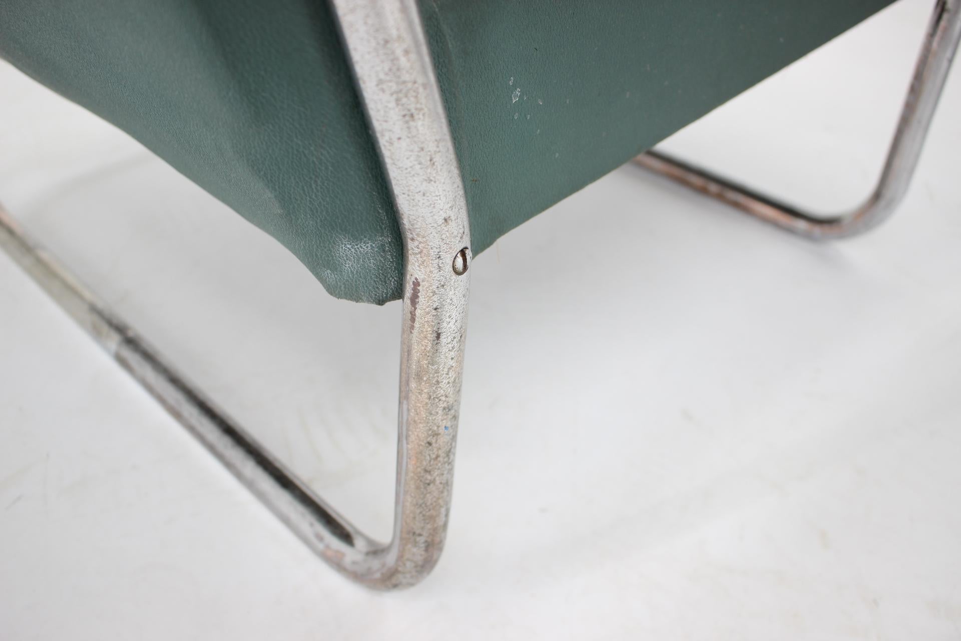 Inizio XX secolo Coppia di poltrone cromate Bauhaus KF-406 di Walter Knoll per Thonet, anni '30 in vendita