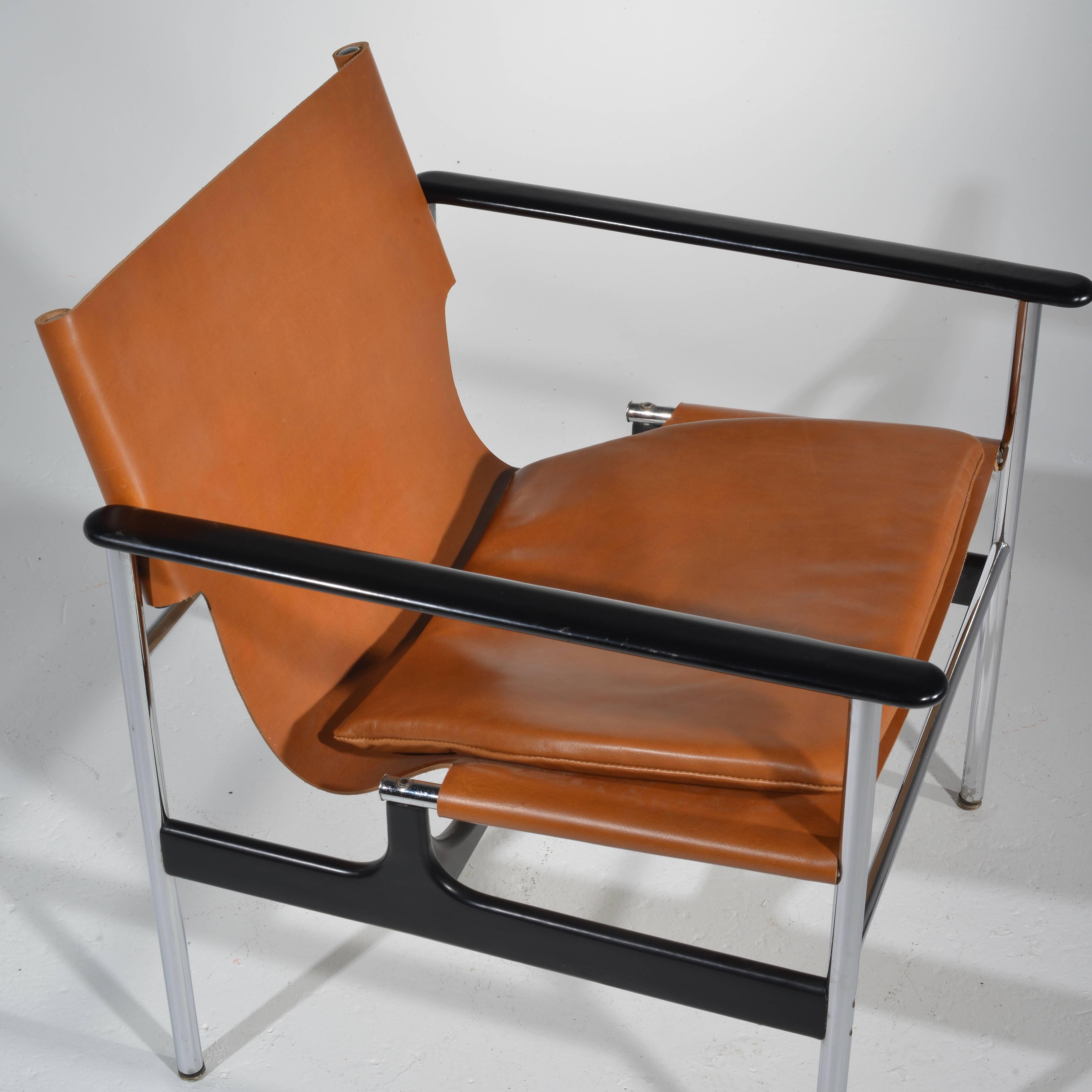 Early Pair of Charles Pollock Lounge Chairs in Cognac Leather 2