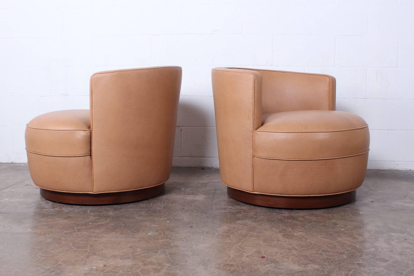 Mid-20th Century Early Pair of Dunbar Swivel Chairs by Edward Wormley