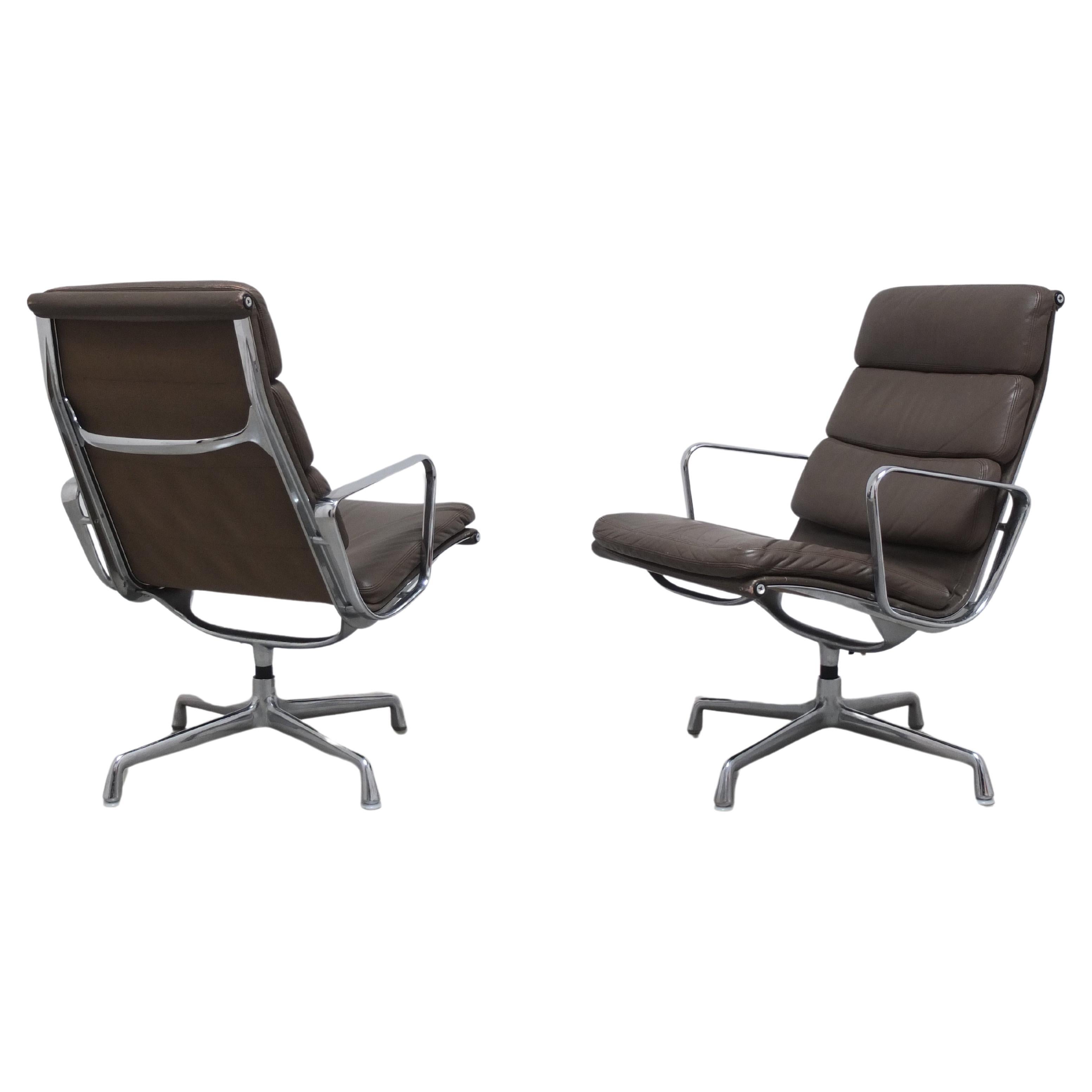 Early Pair of 'EA216' Chairs by Charles & Ray Eames for Herman Miller, 1970s For Sale