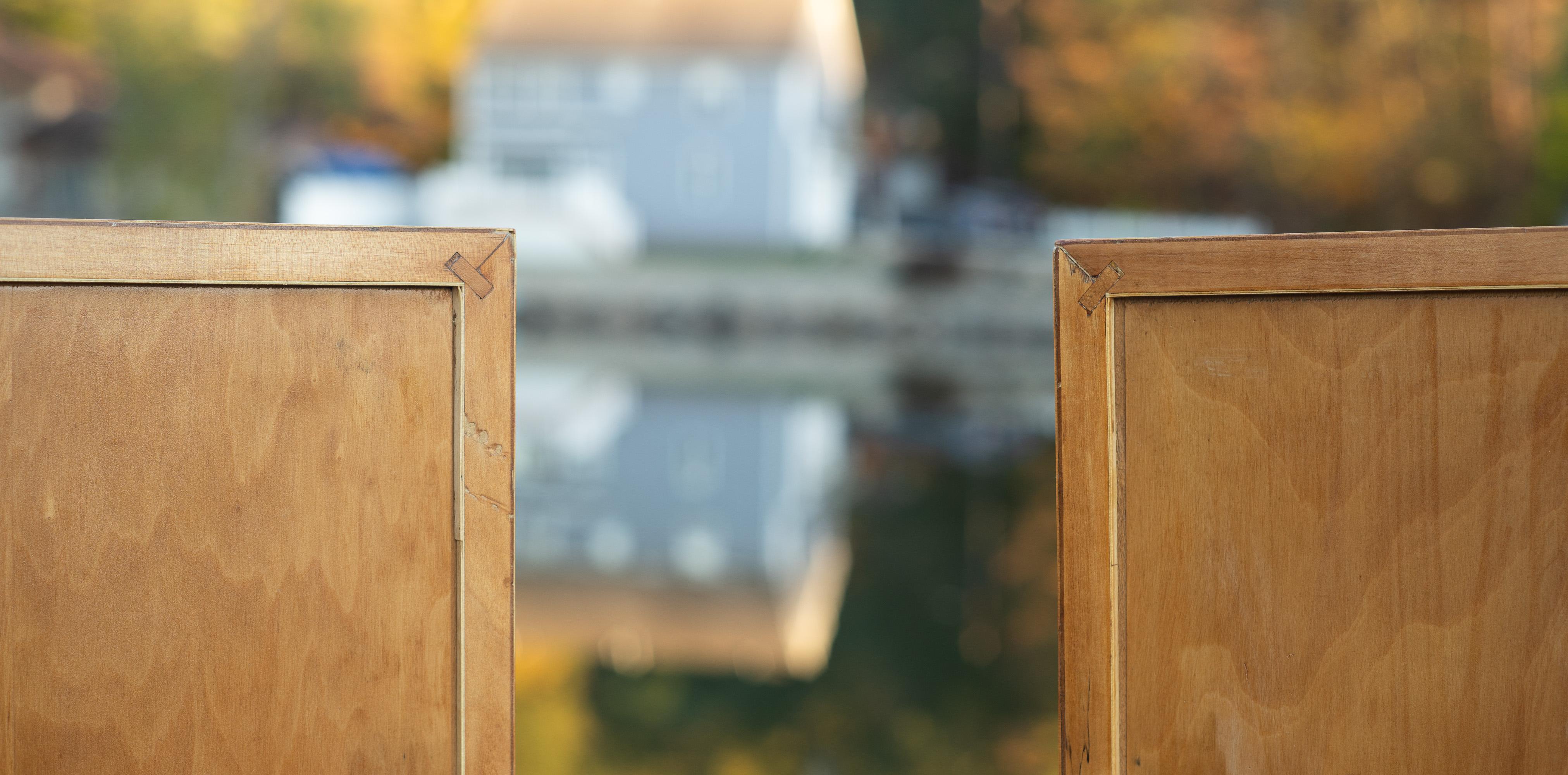 Coppia di armadietti a 4 cassetti con ante a leva di Florence Knoll n. 126, fine anni '40 in vendita 8