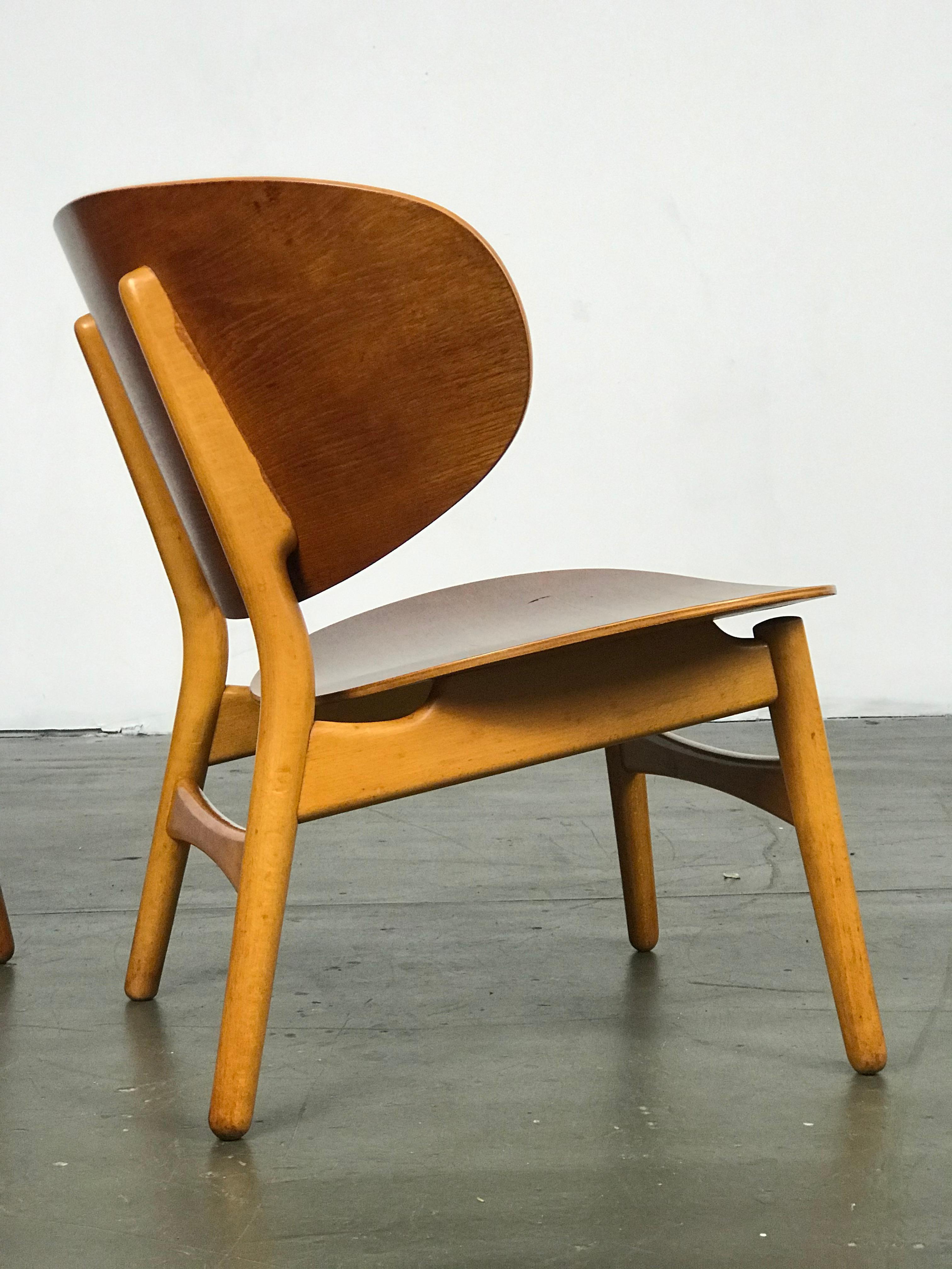 Mid Century Modern Lounge Chairs by Hans Wegner in Teak and Beech  6