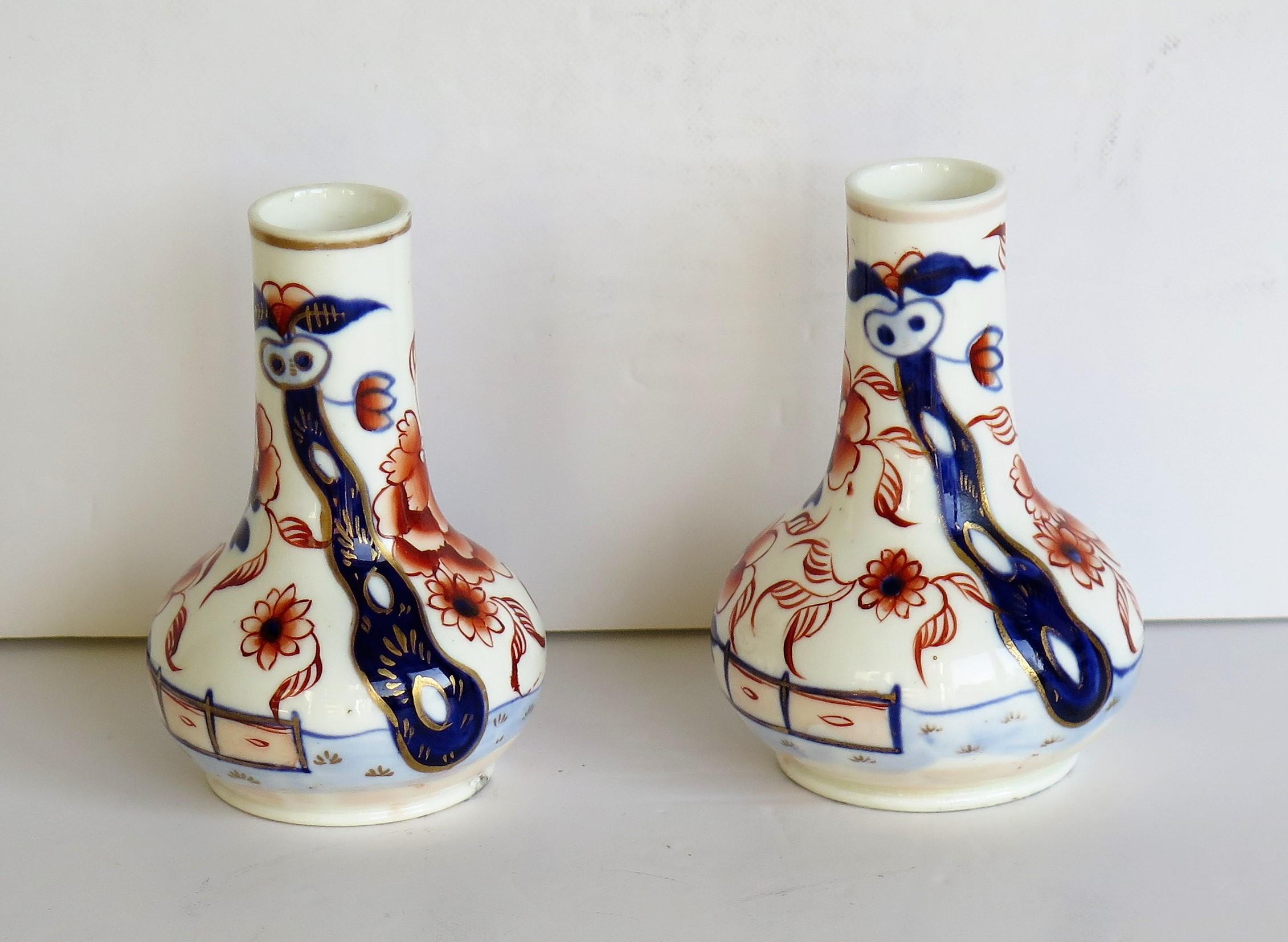 19th Century Early Pair of Mason's Scent Bottles or Small Vases in Fence Japan Ptn circa 1825 For Sale