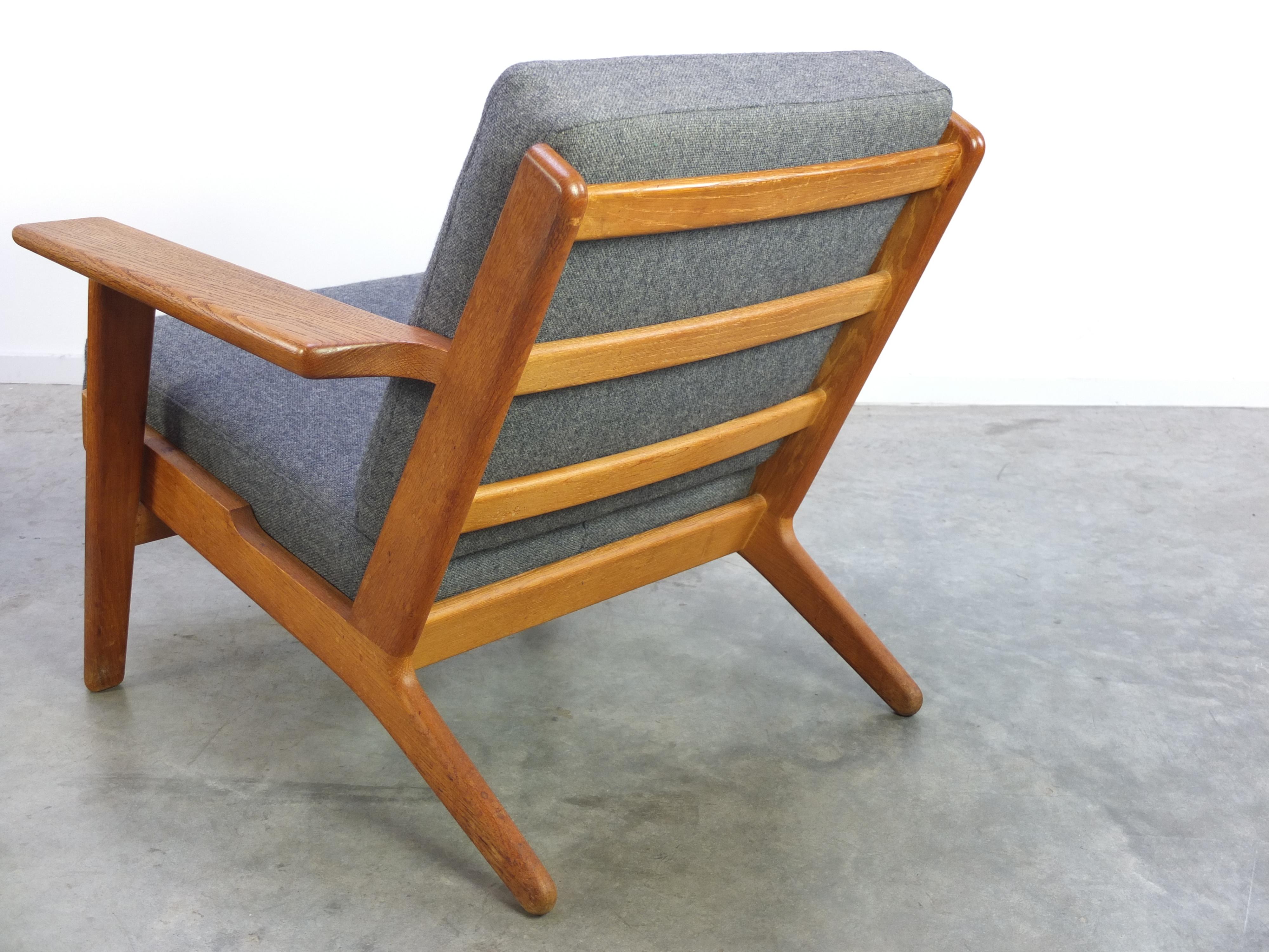 Early Pair of Oak 'GE-290' Lounge Chairs by Hans J. Wegner for Getama, 1950s 8