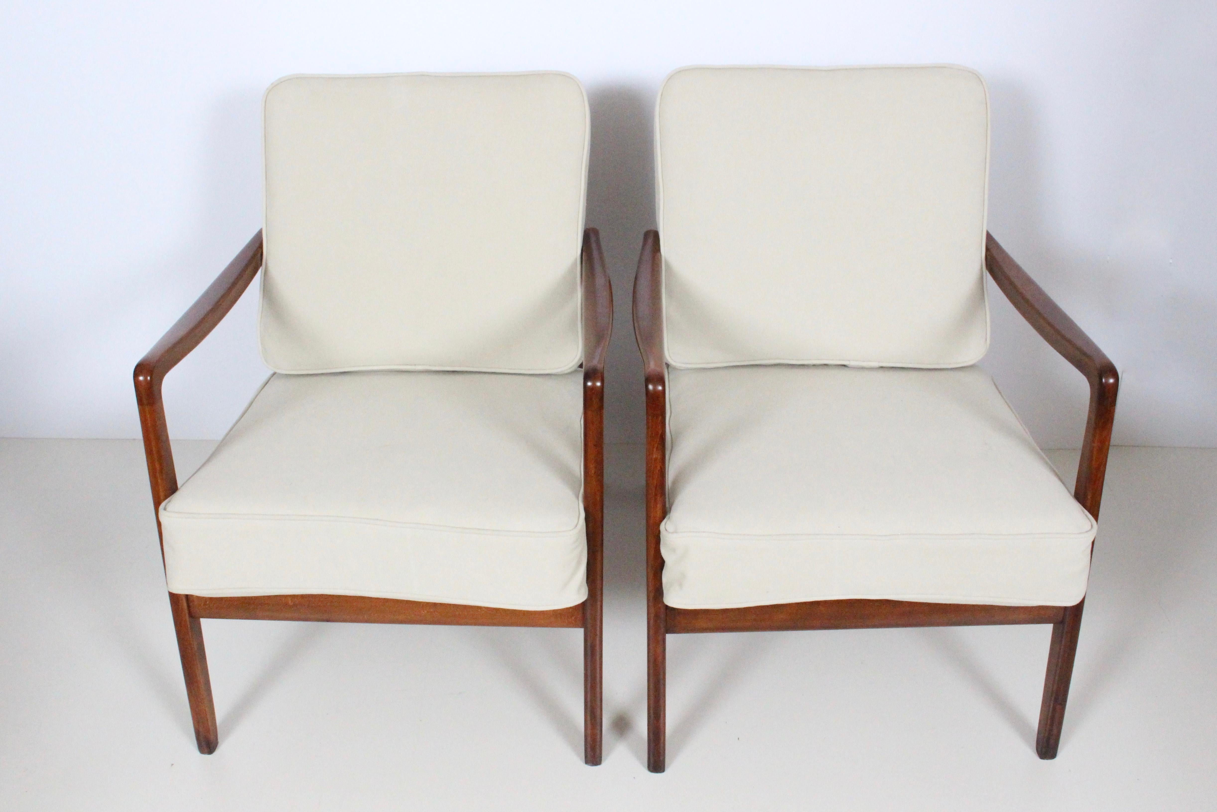 Early Pair of Ole Wanscher Mahogany Lounge Chairs, 1950's 13