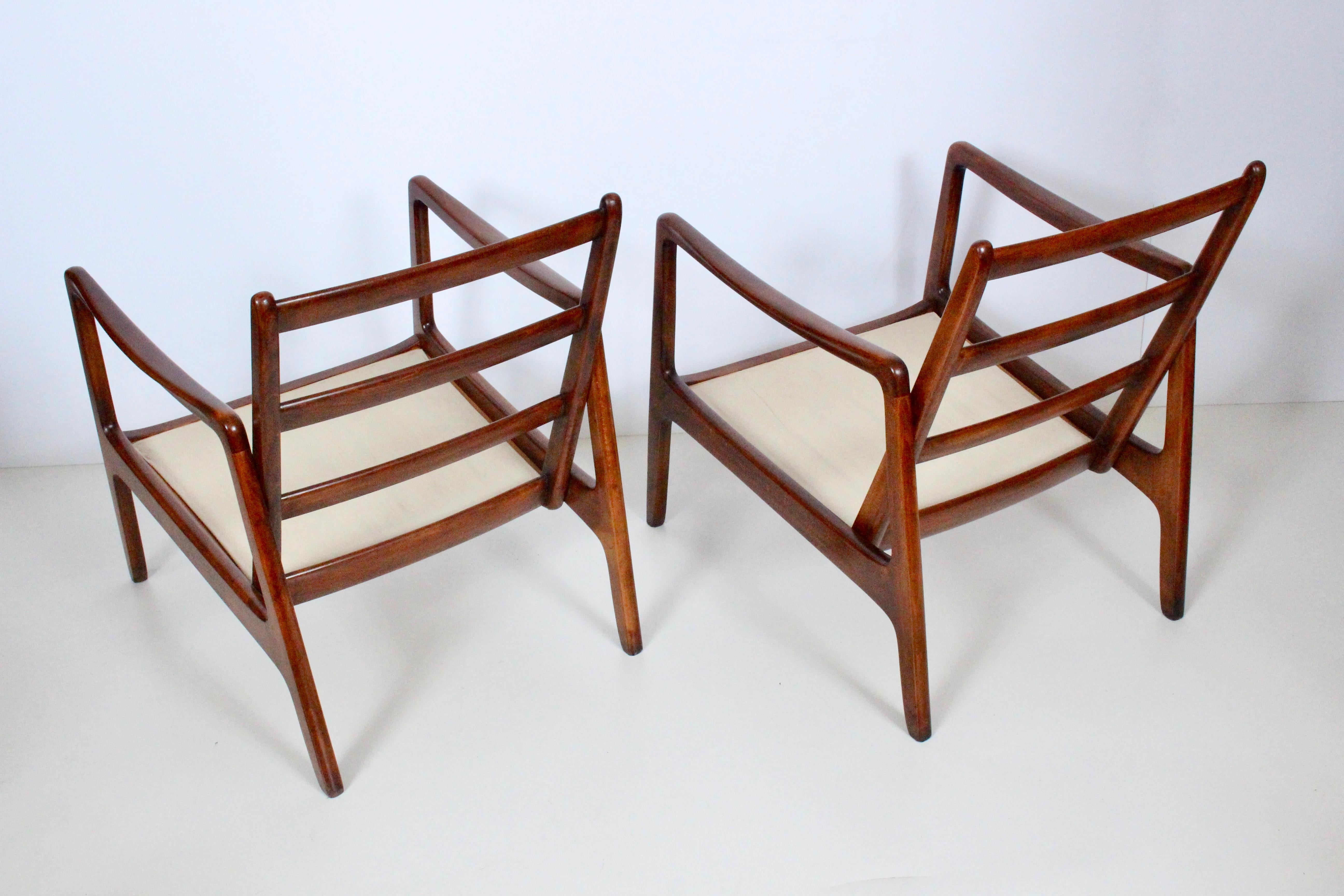 Mid-20th Century Early Pair of Ole Wanscher Mahogany Lounge Chairs, 1950's