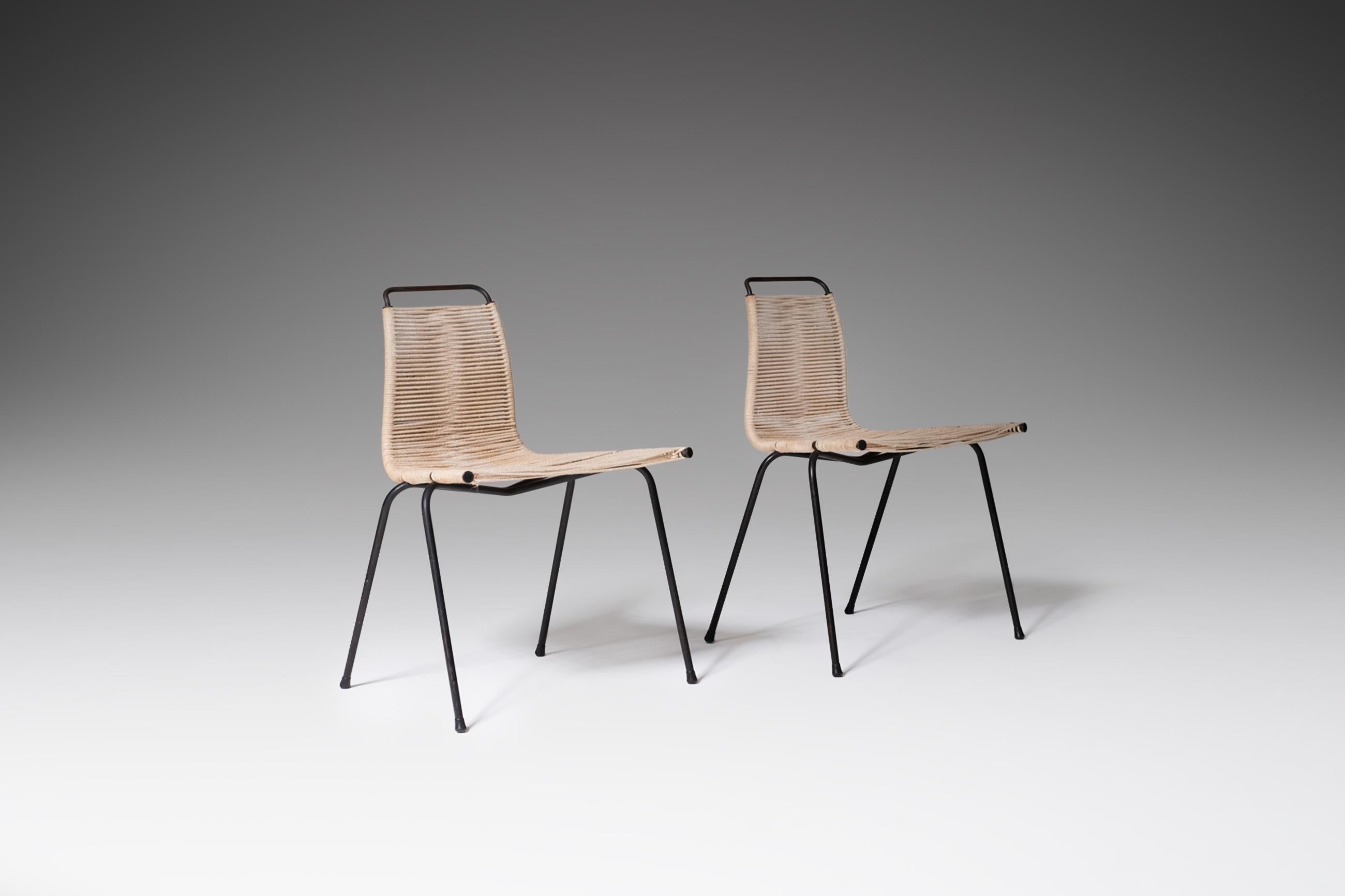 Pair of PK1 chairs designed by Poul Kjaerholm and manufactured by E. Kold Christensen.
First edition with original roped seats and original untouched condition with a lovely patina.