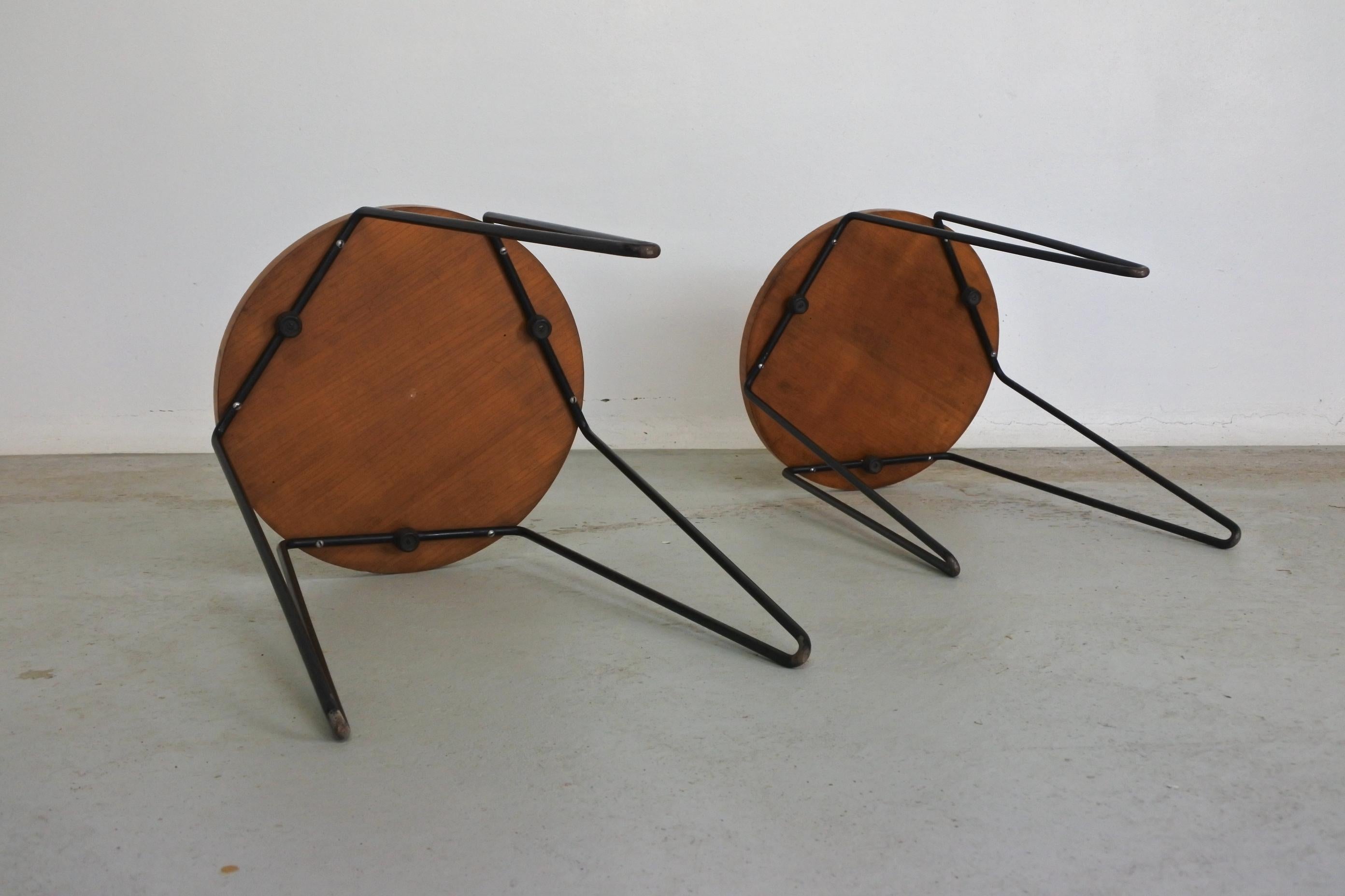 Early Pair of Stackable Stools Model 75 by Florence Knoll, 1950s 4