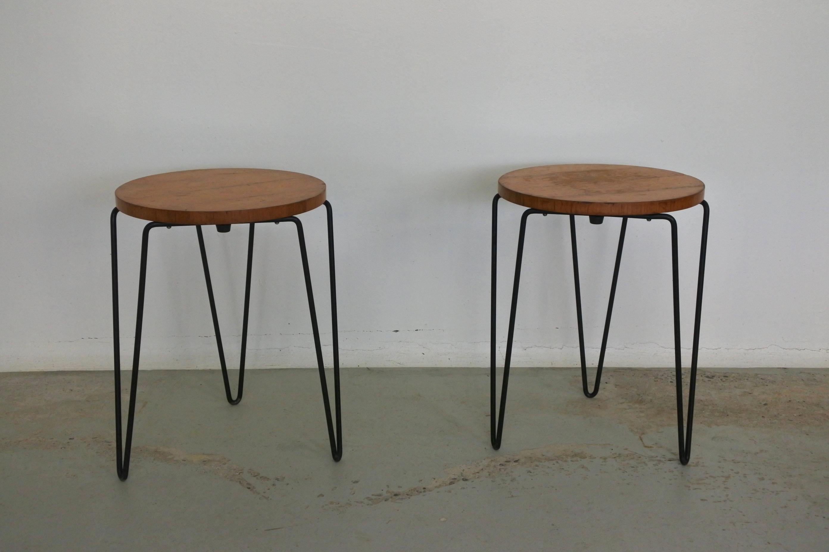 Early Pair of Stackable Stools Model 75 by Florence Knoll, 1950s 1