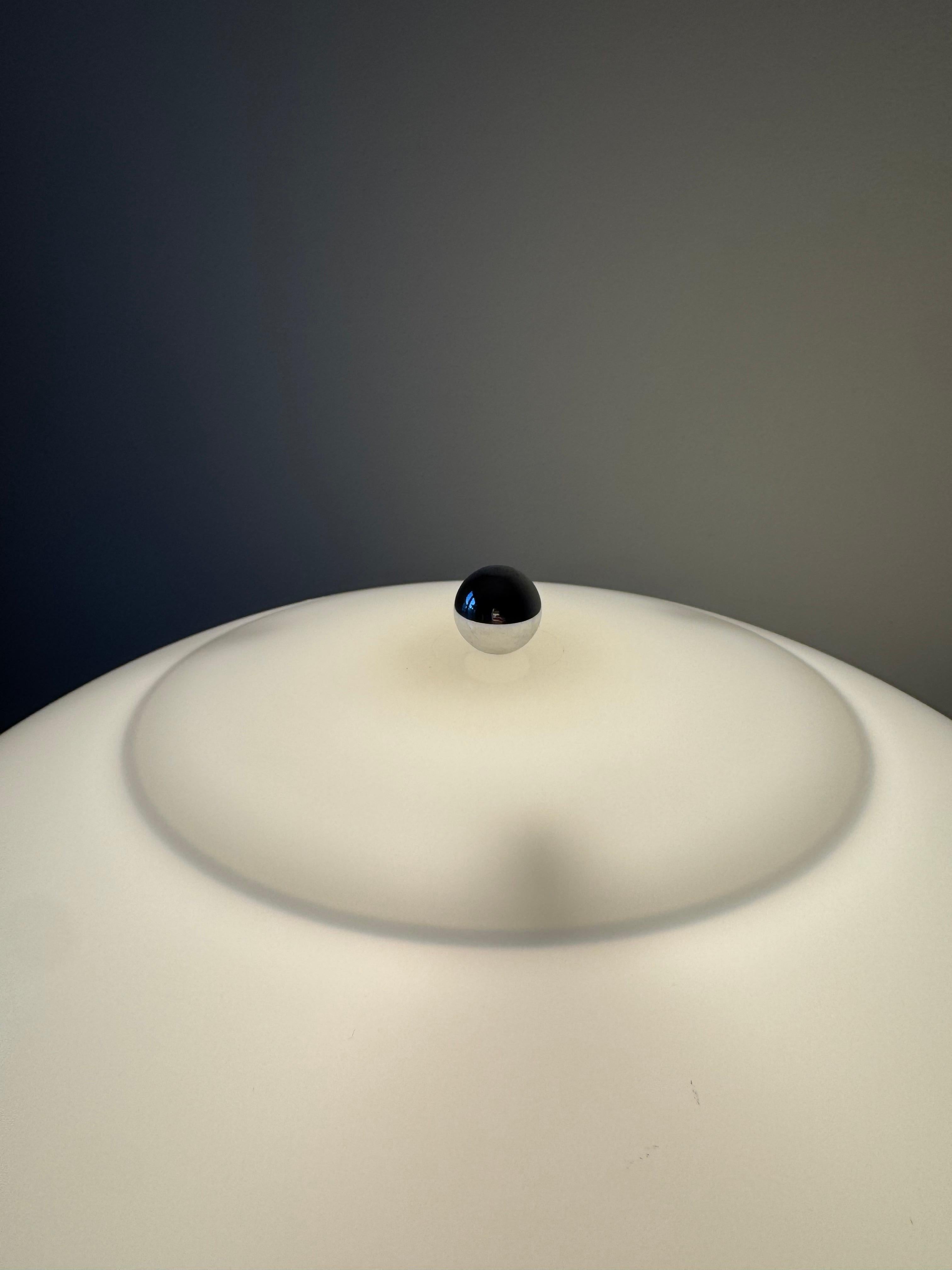 Early Panthella Floor Lamp by Verner Panton for Louis Poulsen For Sale 5