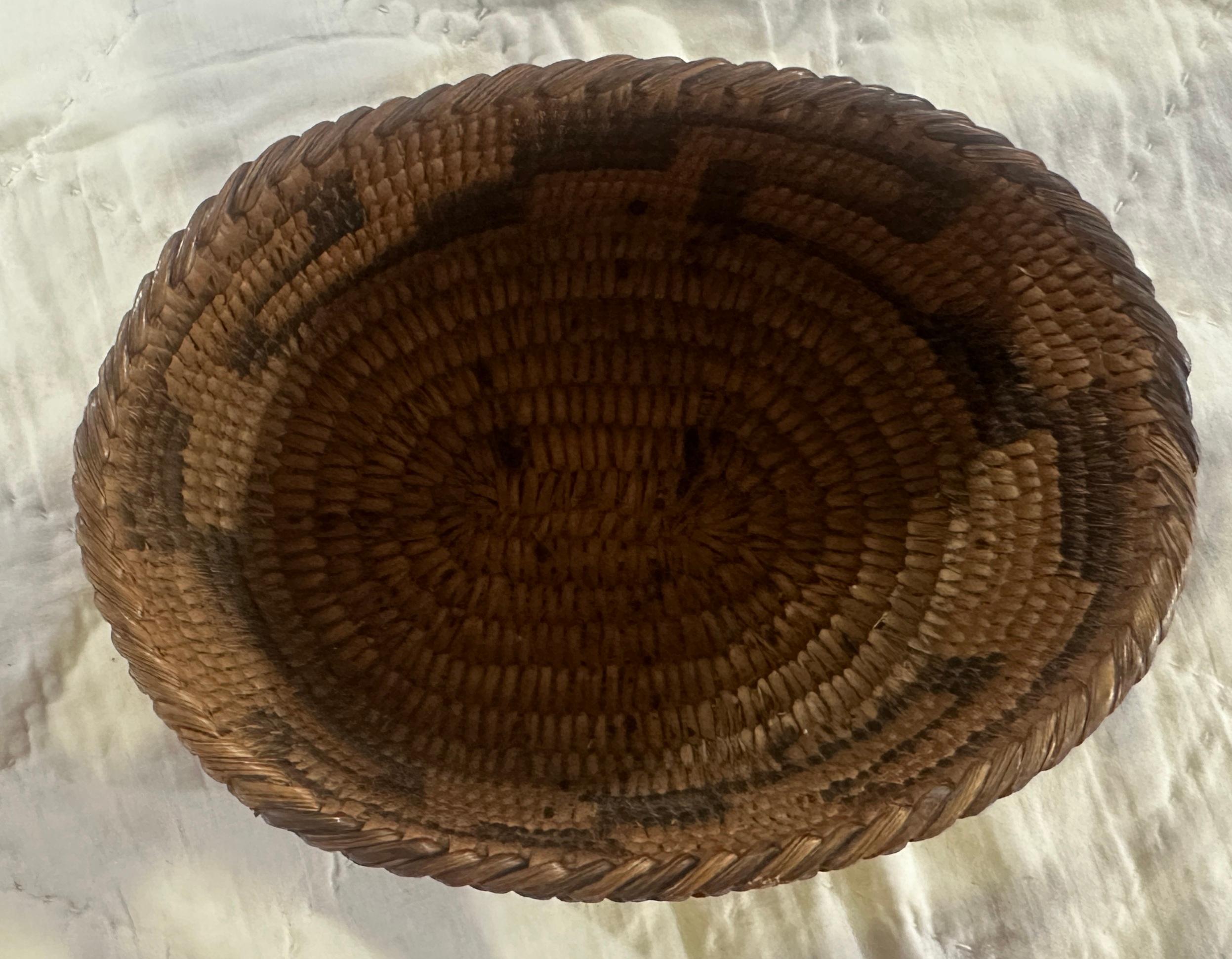 20th Century Early Papago Indian Basket For Sale