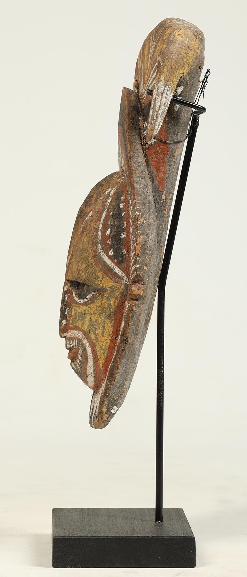 Tribal Early Papua New Guinea Painted Maprik Wood Head or Mask, Strong Expression For Sale