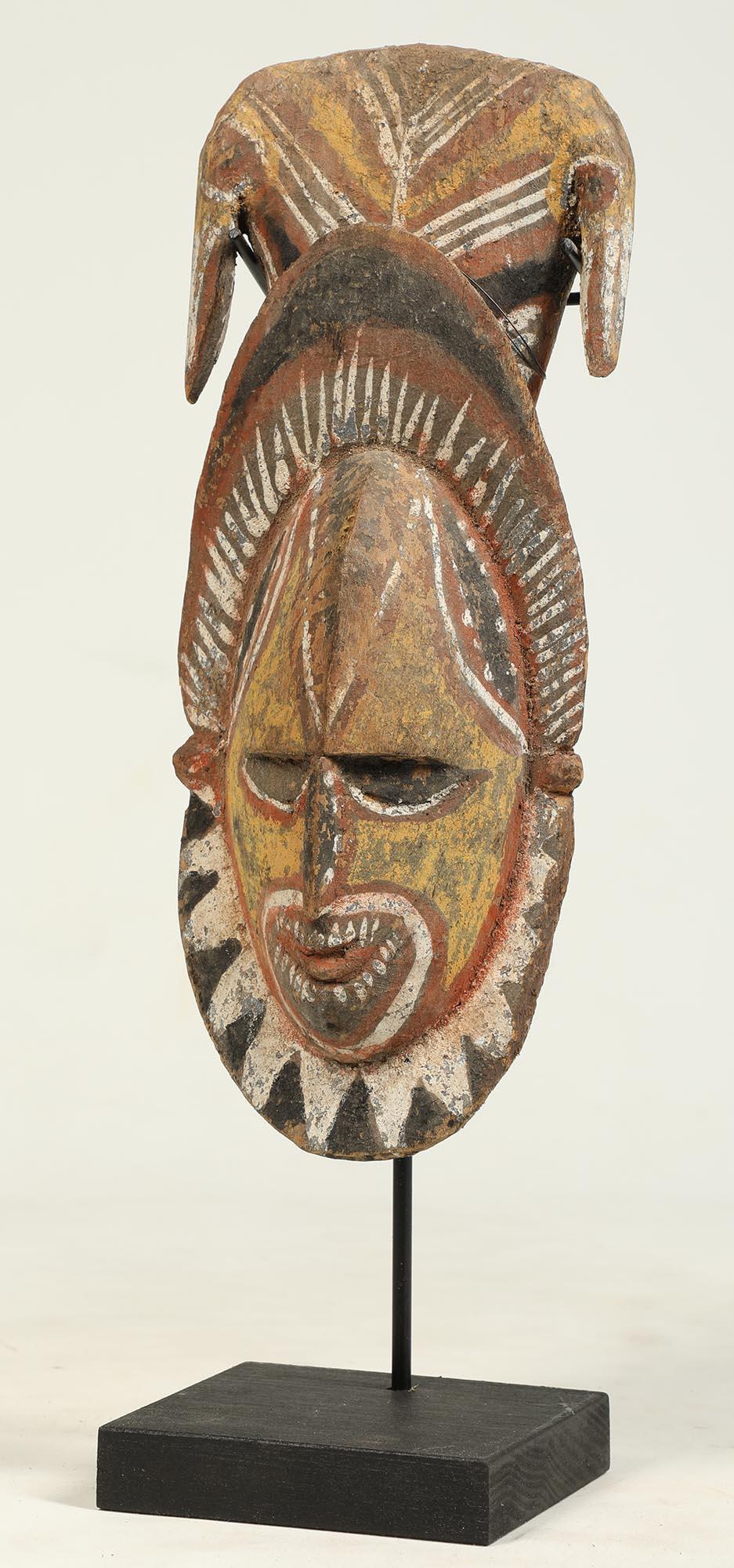 Papua New Guinean Early Papua New Guinea Painted Maprik Wood Head or Mask, Strong Expression For Sale