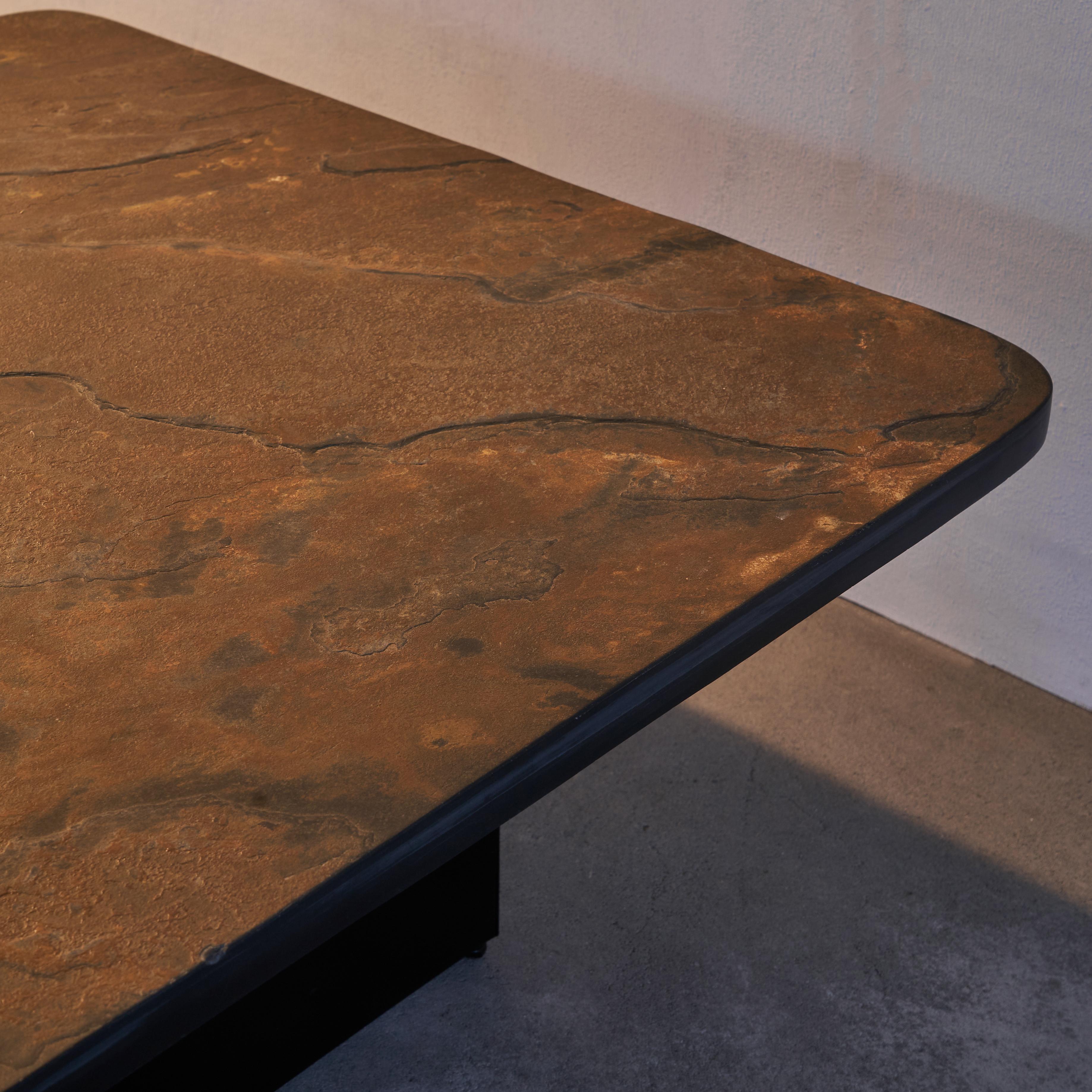 Early Paul Kingma Coffee Table in Sober Rust Colored Stone In Good Condition For Sale In Tilburg, NL
