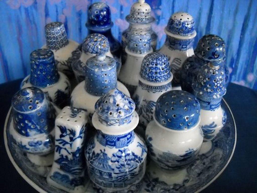Early Pearlware Blue & White Transferware Canton Pattern Pepper Pot, circa 1840 2