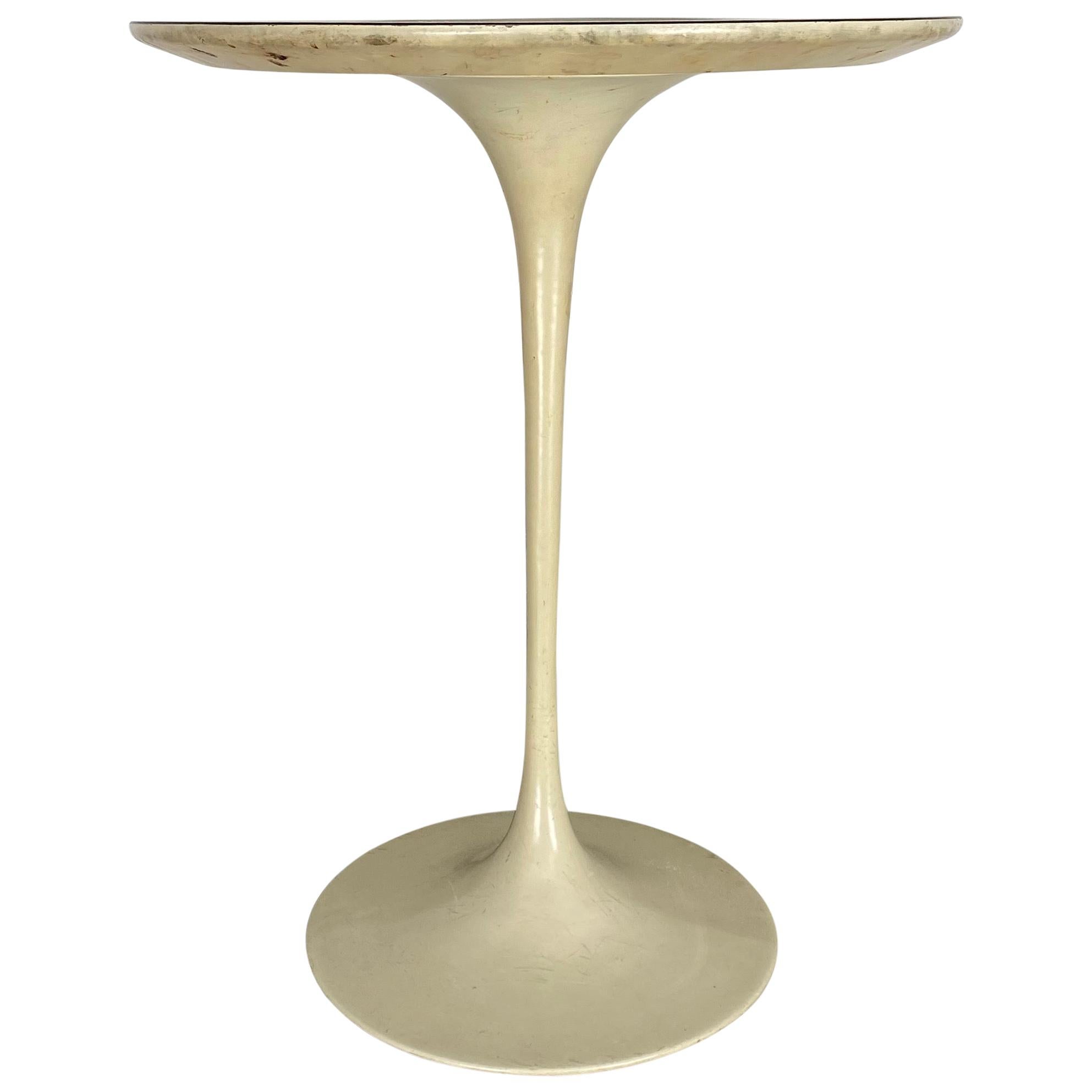 Early Pedestal Tulip Side Table by Eero Saarinen for Knoll Associates Inc.