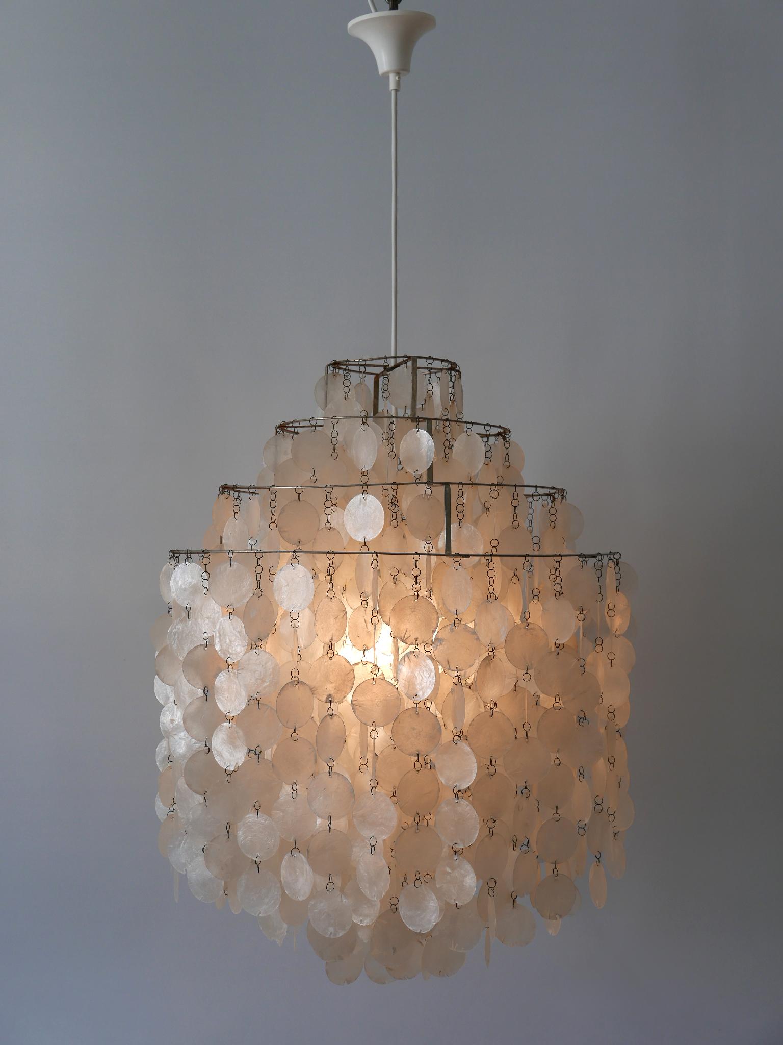 Early Pendant Lamp or Chandelier FUN 0DM by Verner Panton for Lüber CH 1960s In Good Condition For Sale In Munich, DE