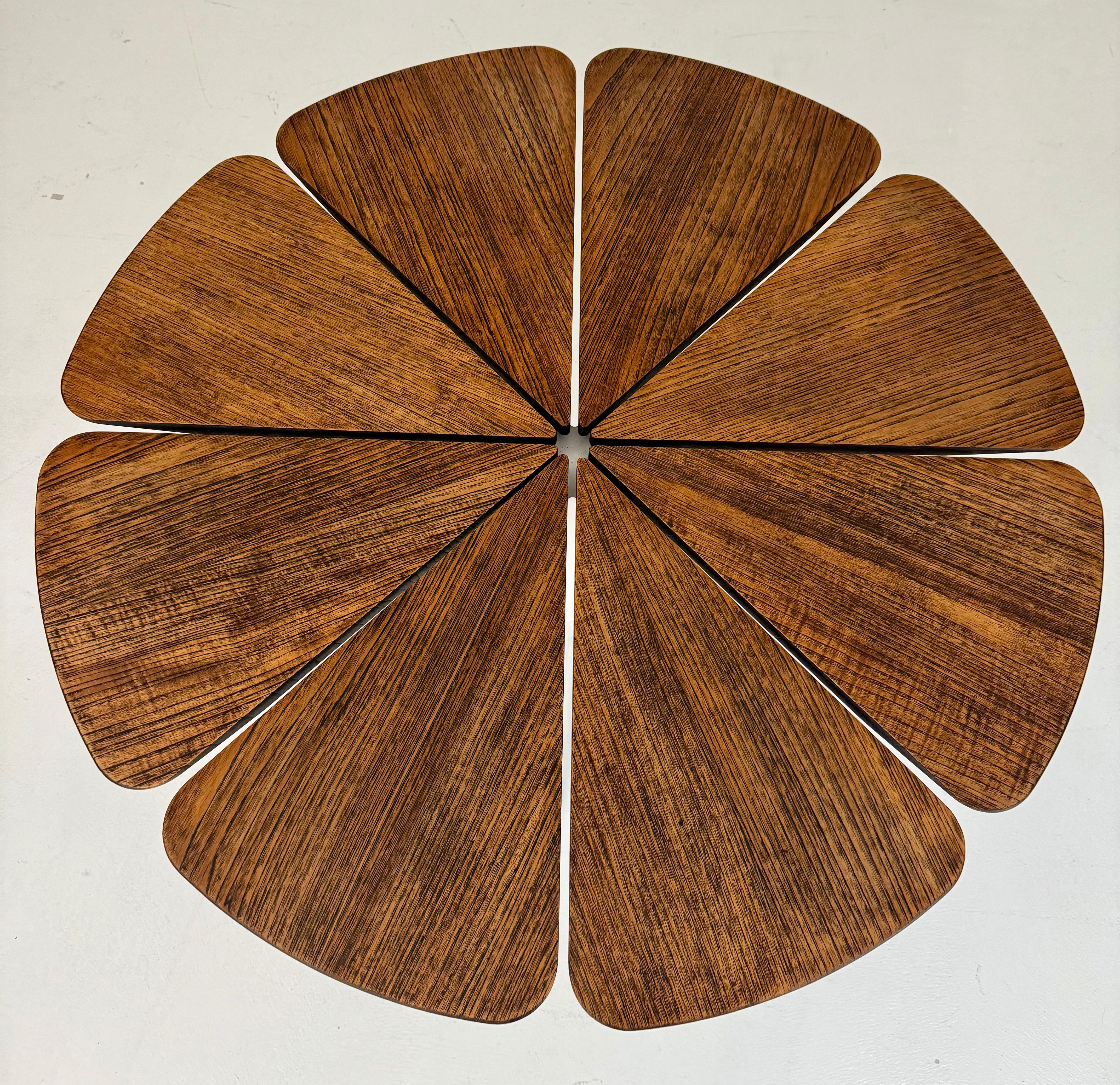 Früher Petal-Beistelltisch von Richard Schultz für Knoll aus Zedernholz, USA, 1960er Jahre (Moderne der Mitte des Jahrhunderts) im Angebot