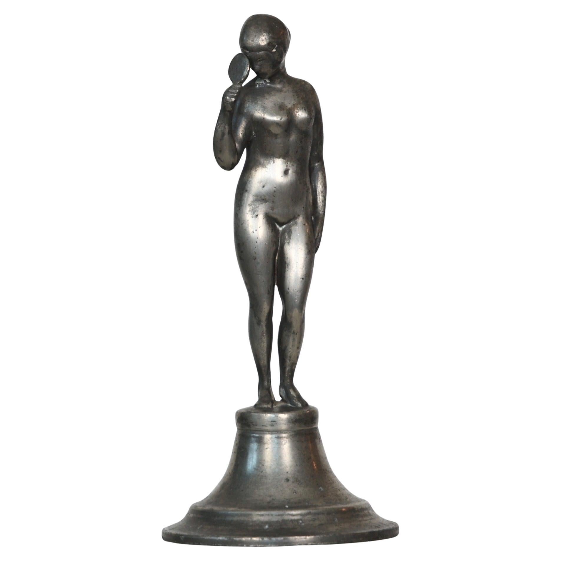 Statuetta in peltro realizzata da Just Andersen, anni 
20, Danimarca in vendita