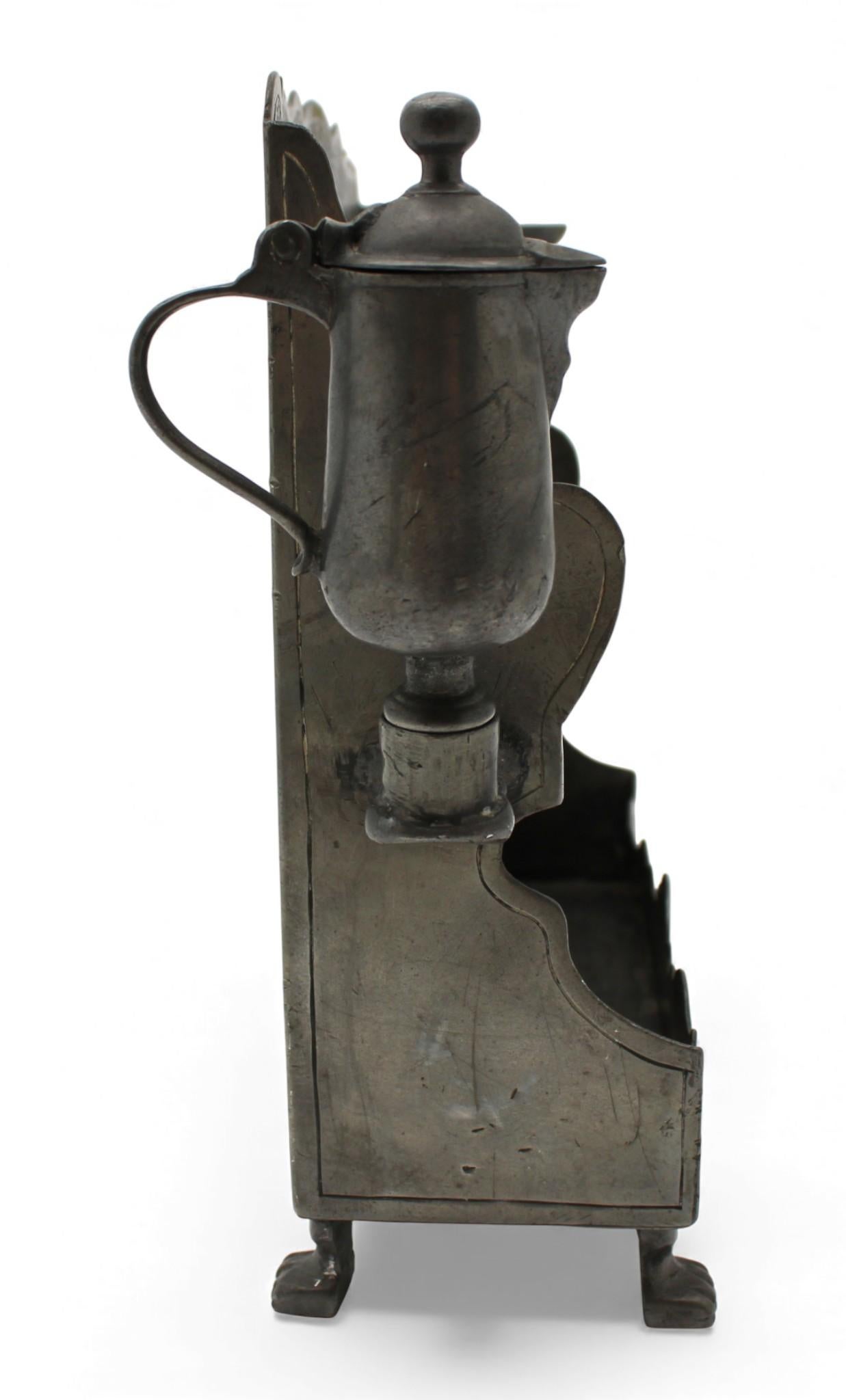 Lampe de Hanoukka en étain, Allemagne, 1732 en vente 6