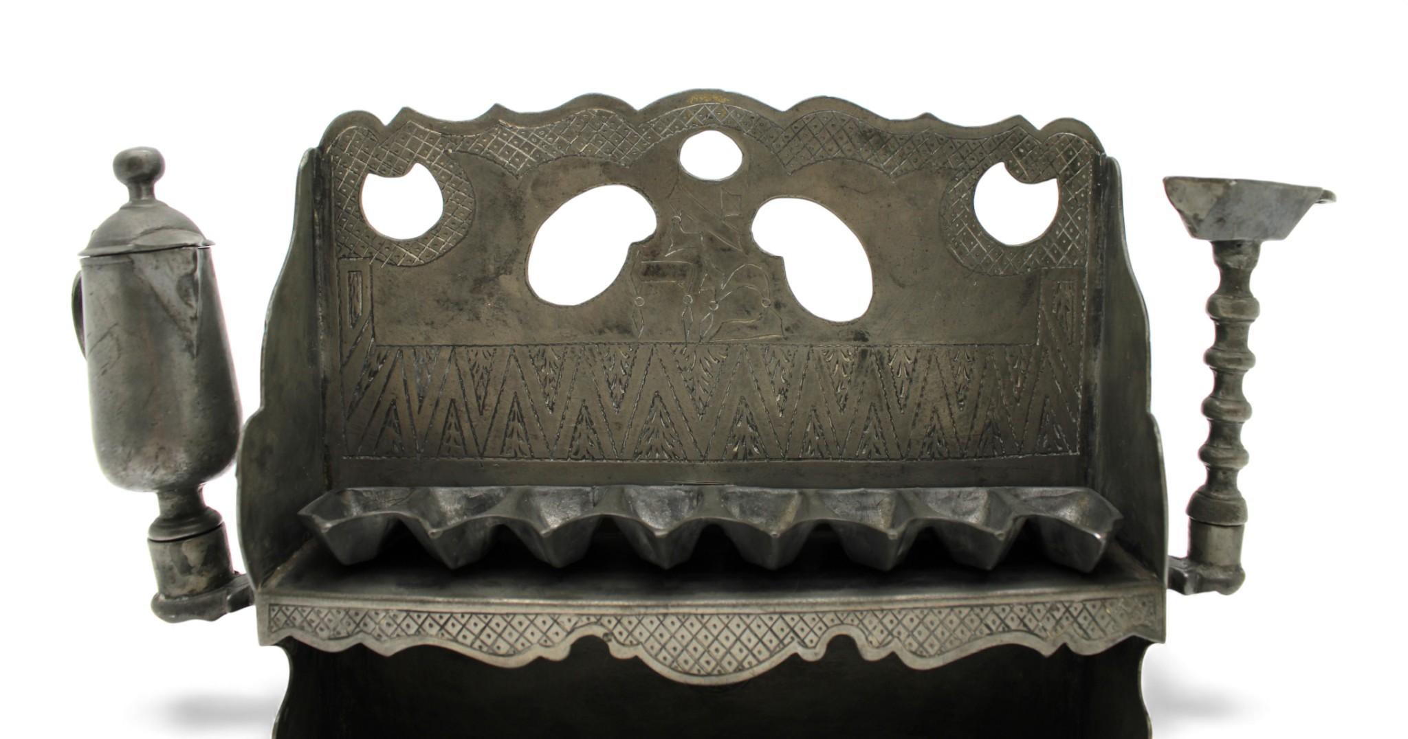 Moulage Lampe de Hanoukka en étain, Allemagne, 1732 en vente